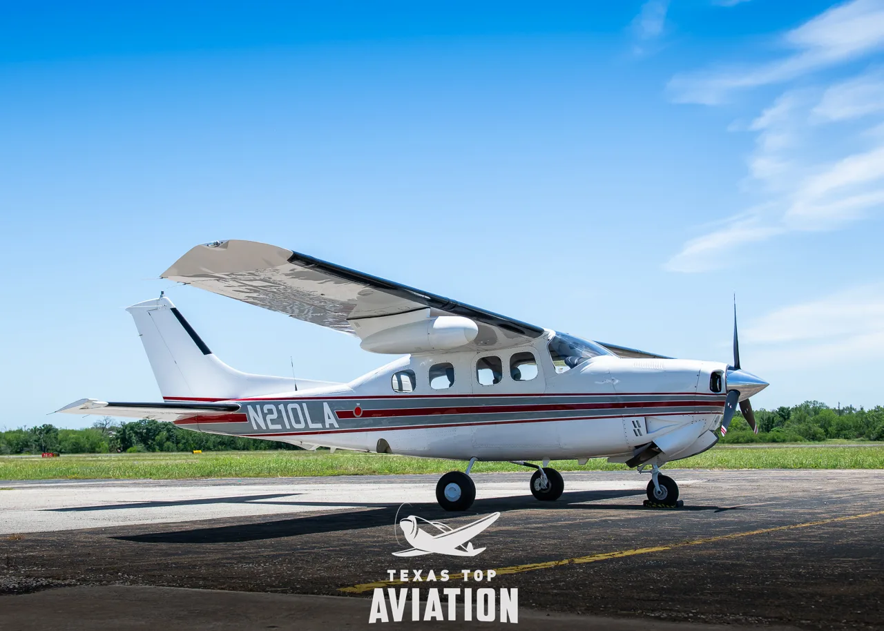 Exterior view of a 1985 Cessna P210R, N210LA.