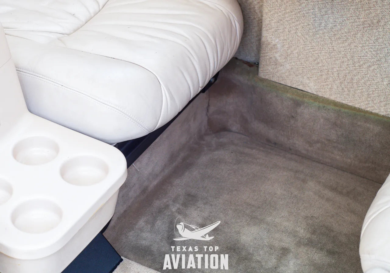 Cabin interior of a 2000 Piper Saratoga II HP N4168Z SOLD!.