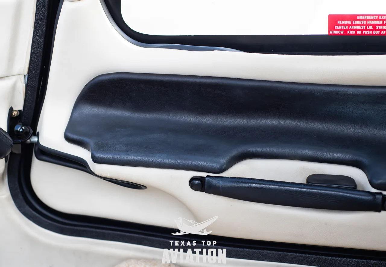 Engine detail of a 2006 Cirrus SR22 G2.