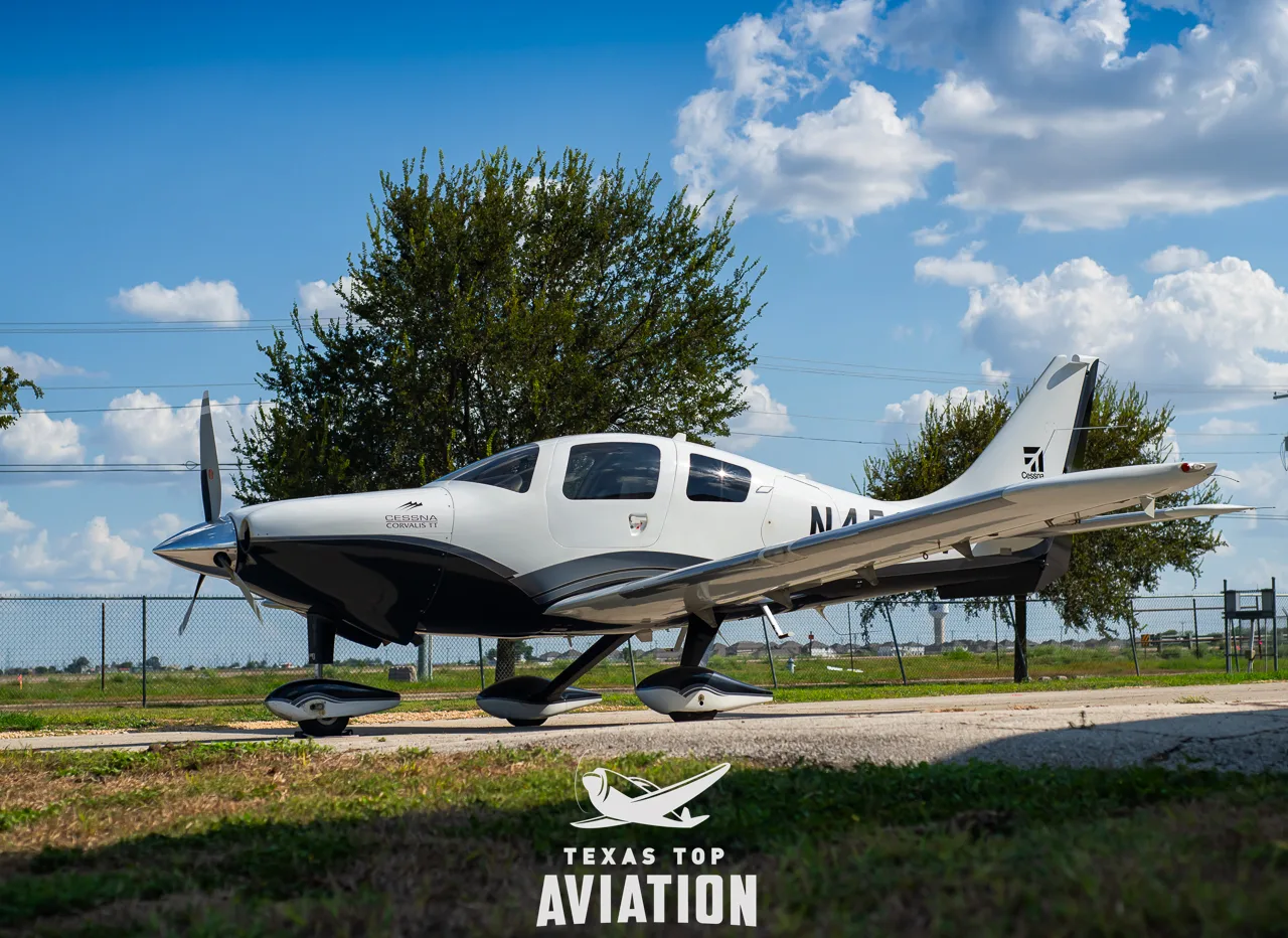 Exterior view of a 2008 Cessna 400, N450TF.