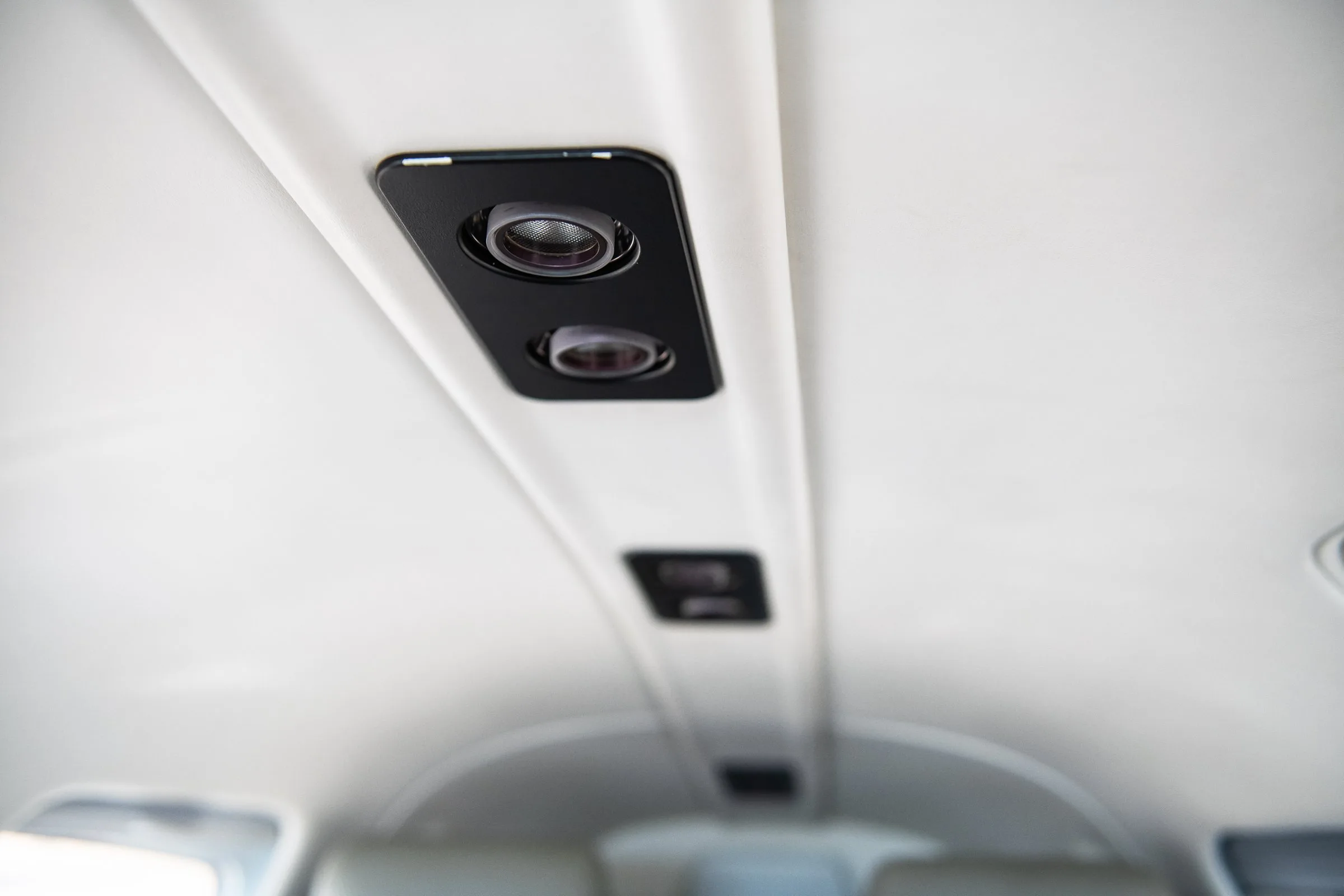Cabin interior of a 2010 Piper PA46-500TP Meridian.