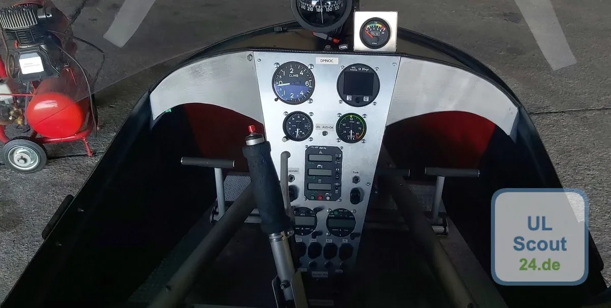 Cockpit and instrument panel of a 1996 Ikarus Comco.