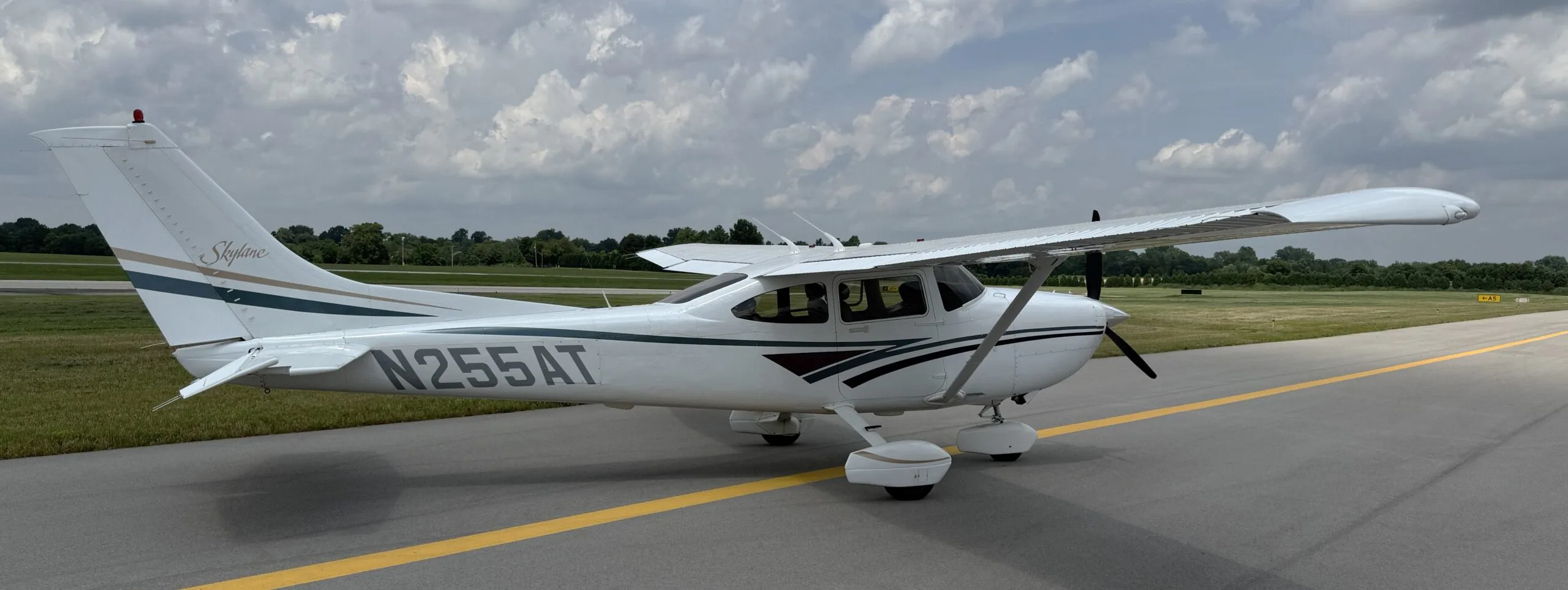 N255AT 1997 Cessna 182S Skylane