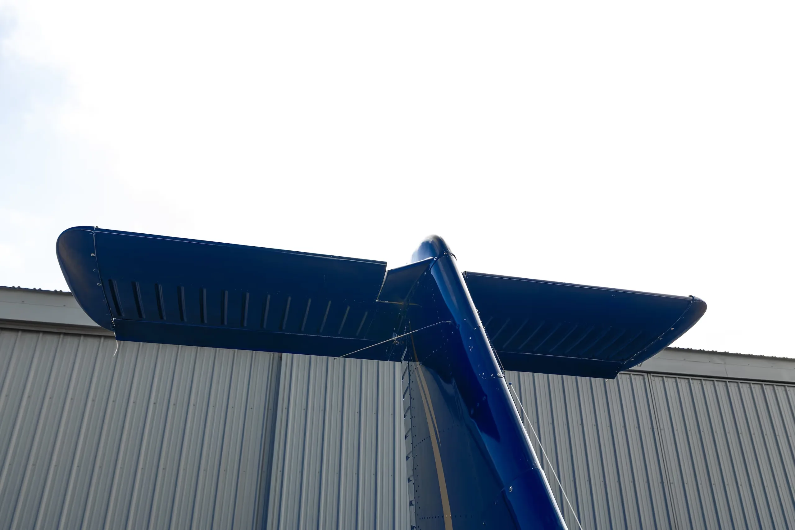 Exterior view of a 1978 Piper Piston, N318PK.