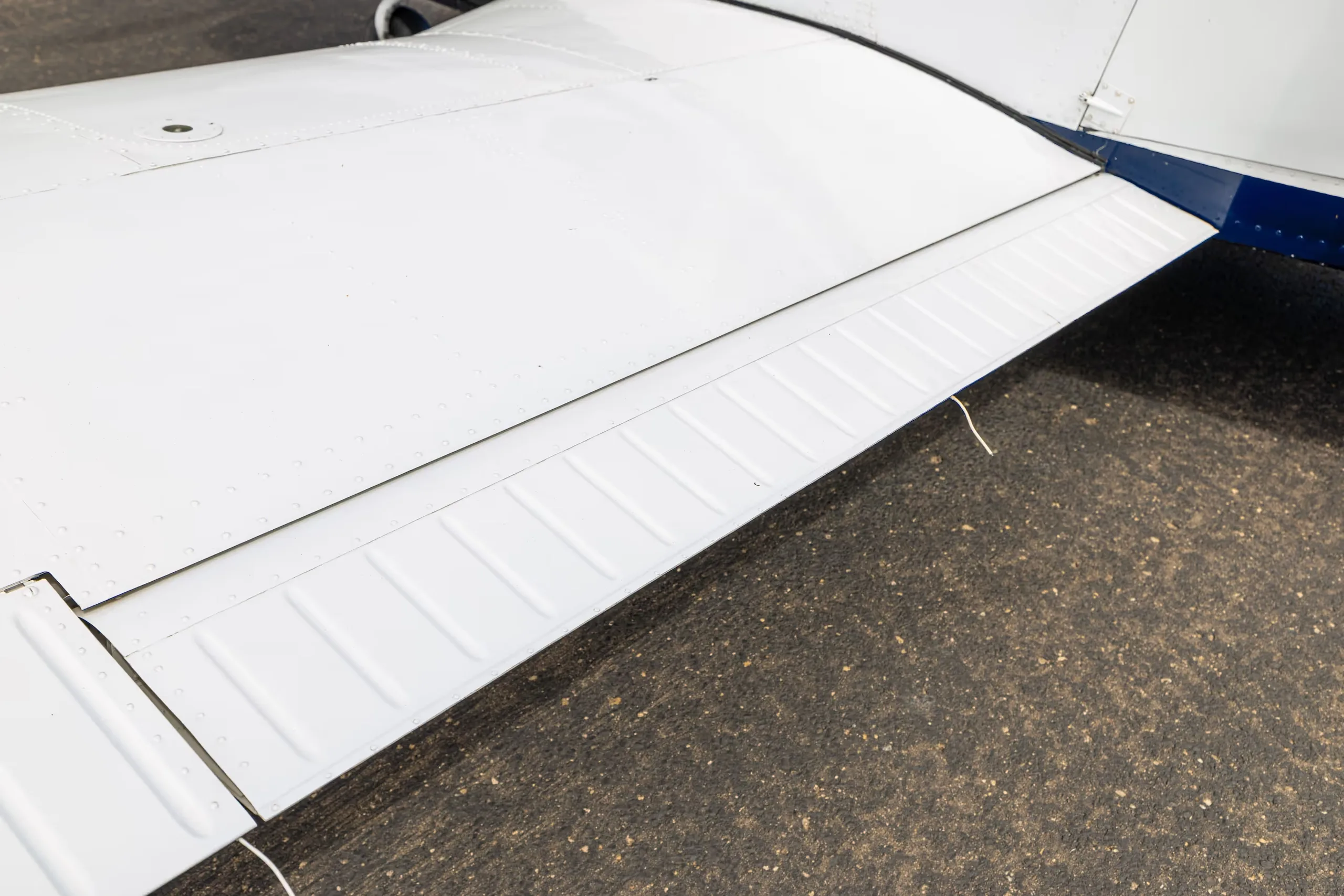Exterior view of a 1978 Piper Piston, N318PK.