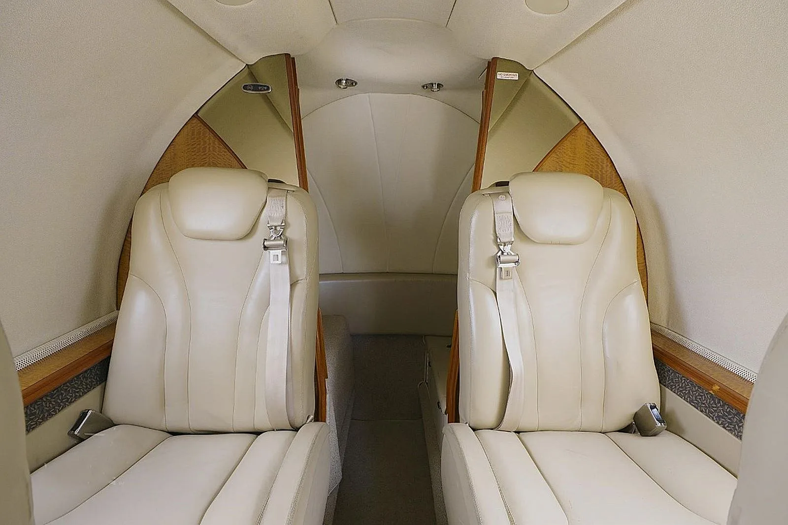 Cabin interior of a Beechcraft Premier IA.