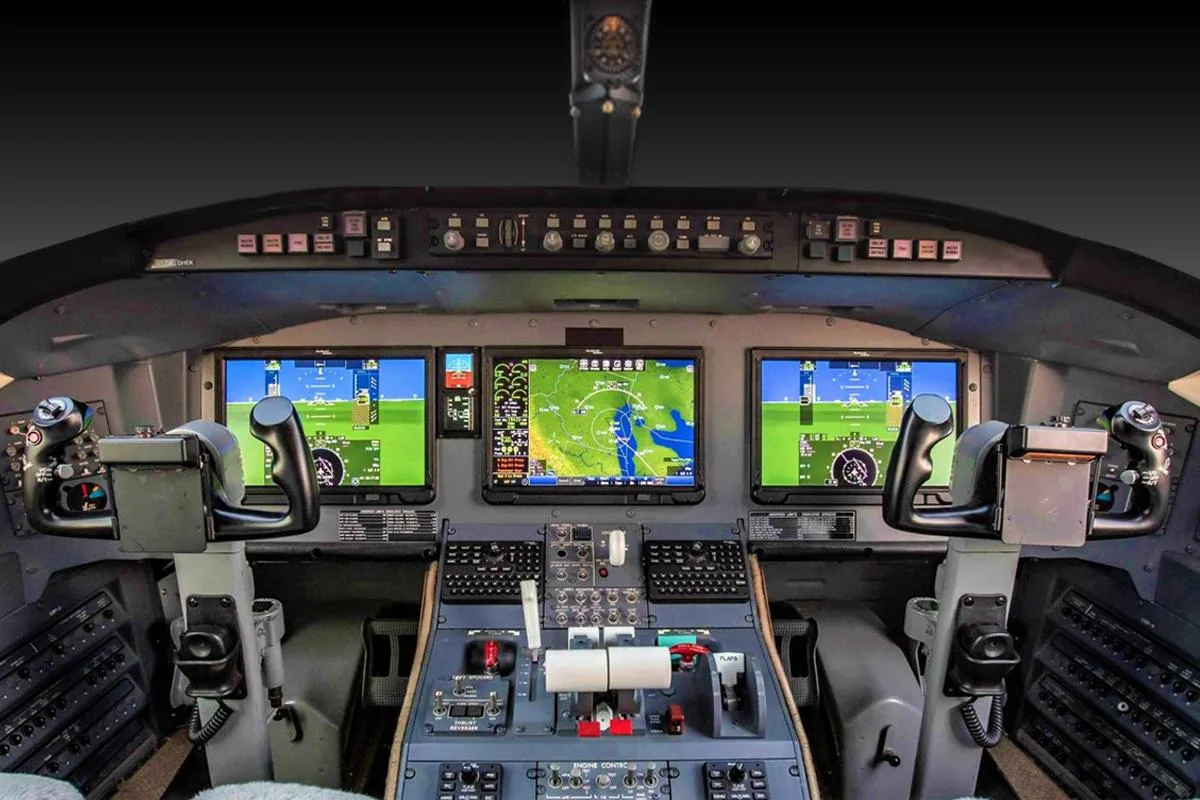 Challenger 604