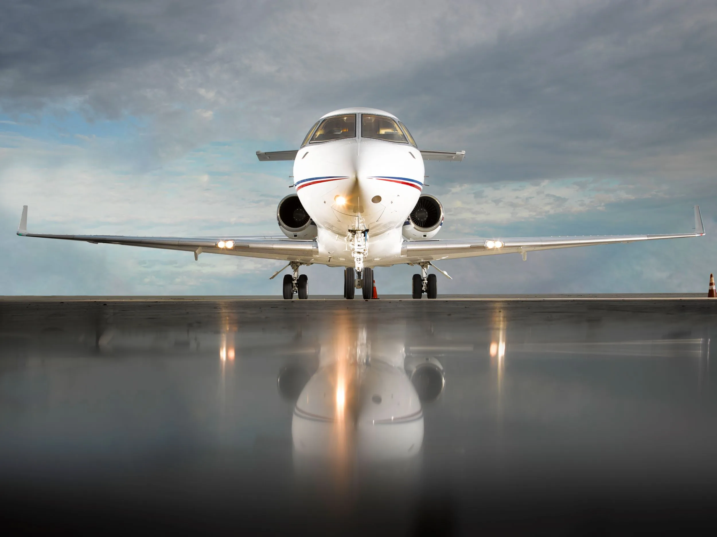 Exterior view of a Hawker 800XP.