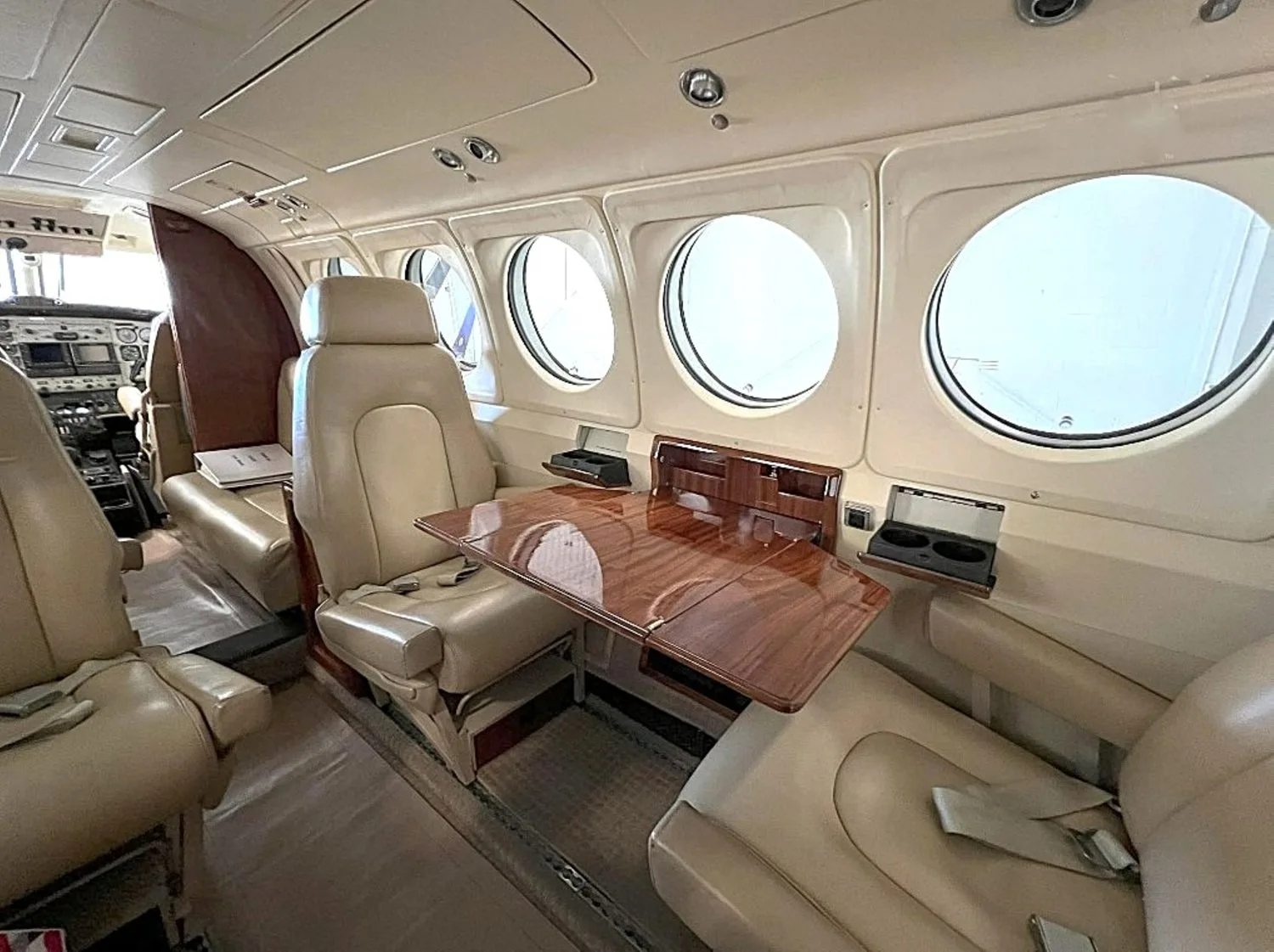 Cabin interior of a Beechcraft King Air 200.
