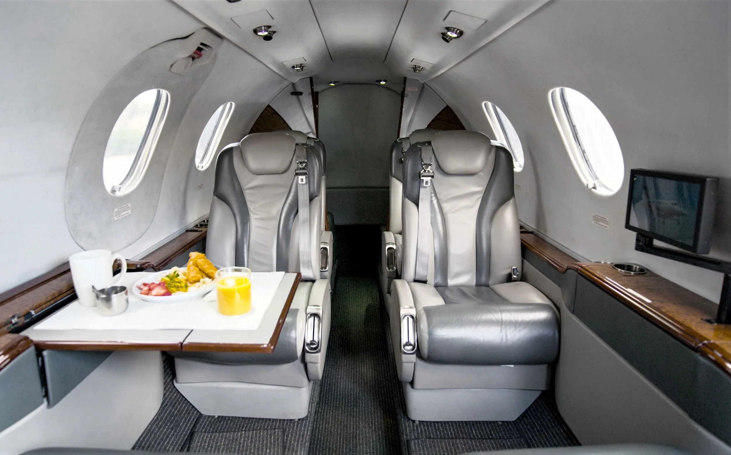Cabin interior of a Beechcraft Premier 1A.