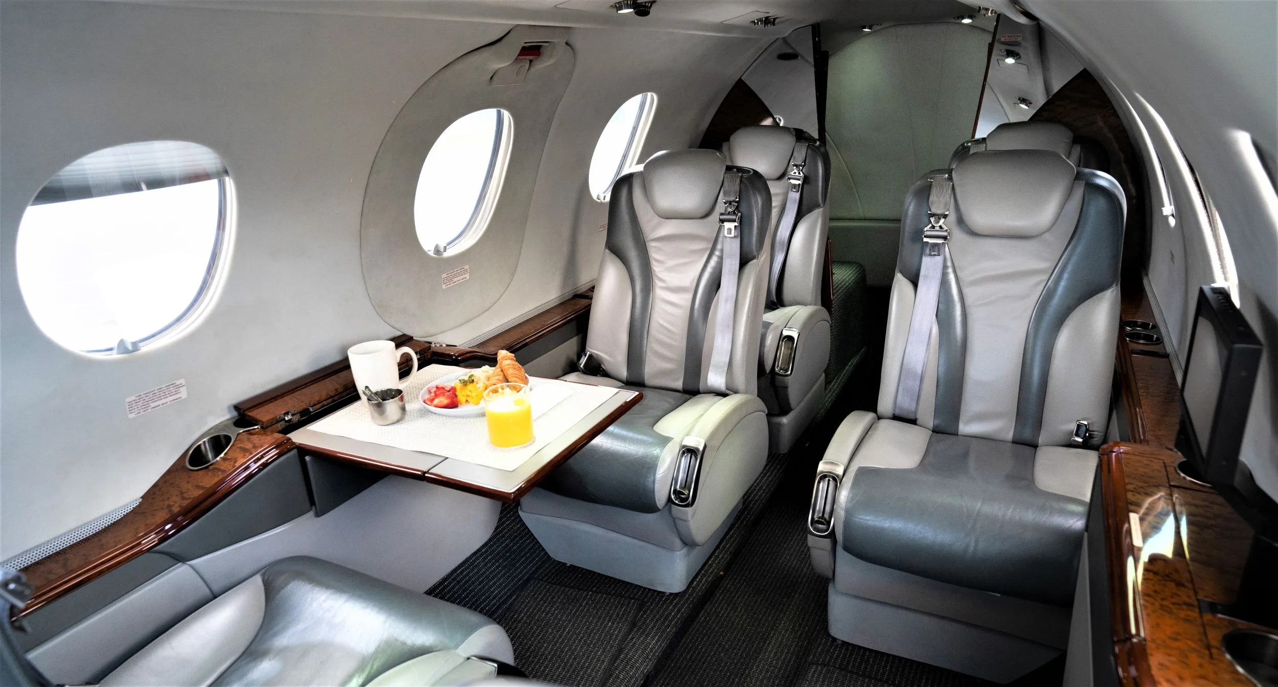 Cabin interior of a Beechcraft Premier 1A.