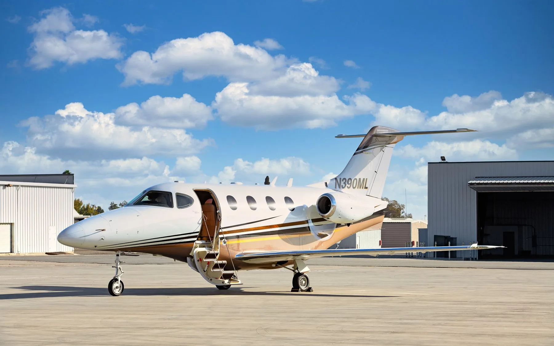 Exterior view of a Beechcraft Premier IA.