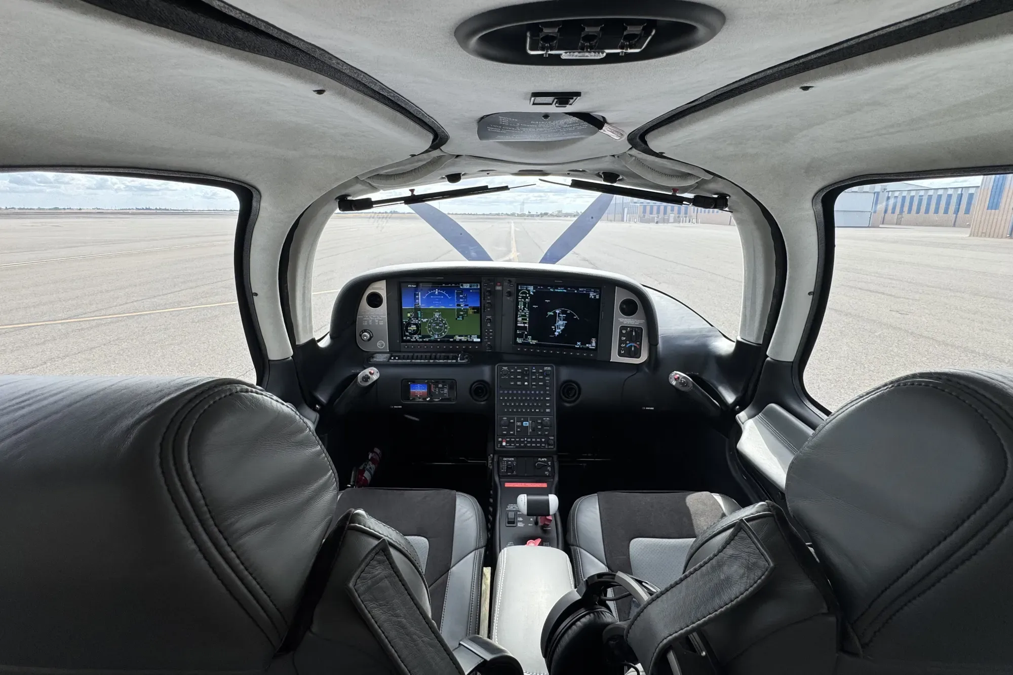 Cirrus SR22T G6