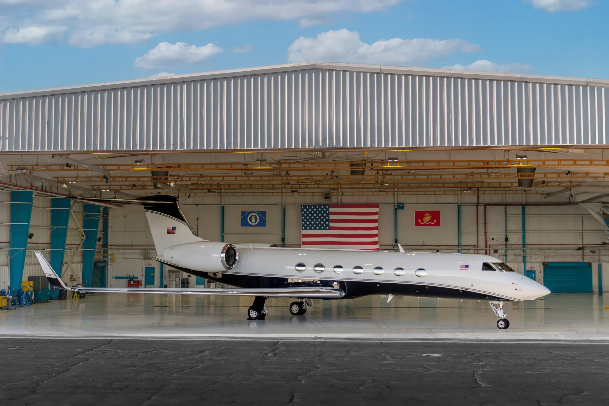 Exterior view of a 2010 Gulfstream G550.