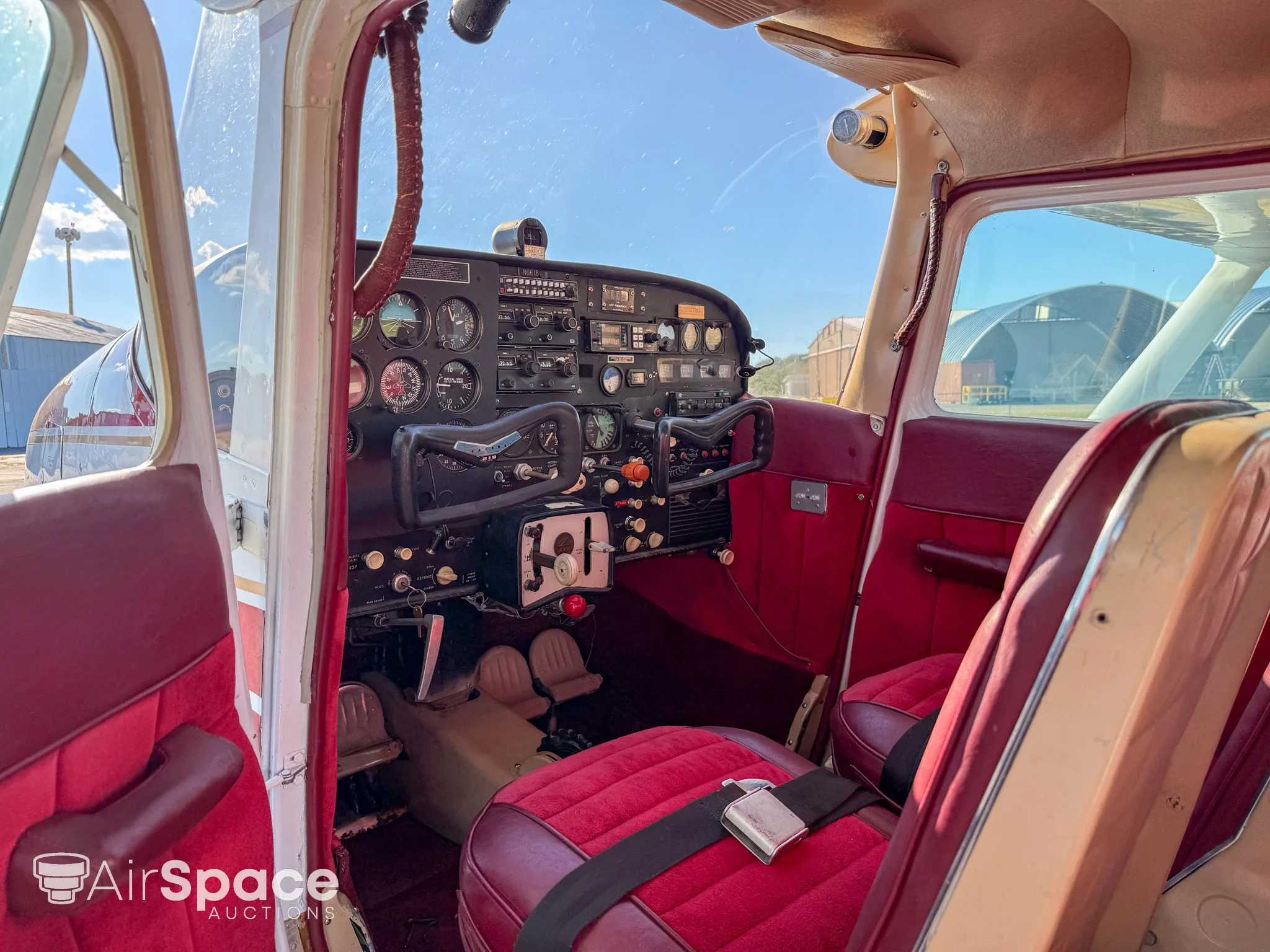 Cockpit and instrument panel of a 1960 Cessna 210A.