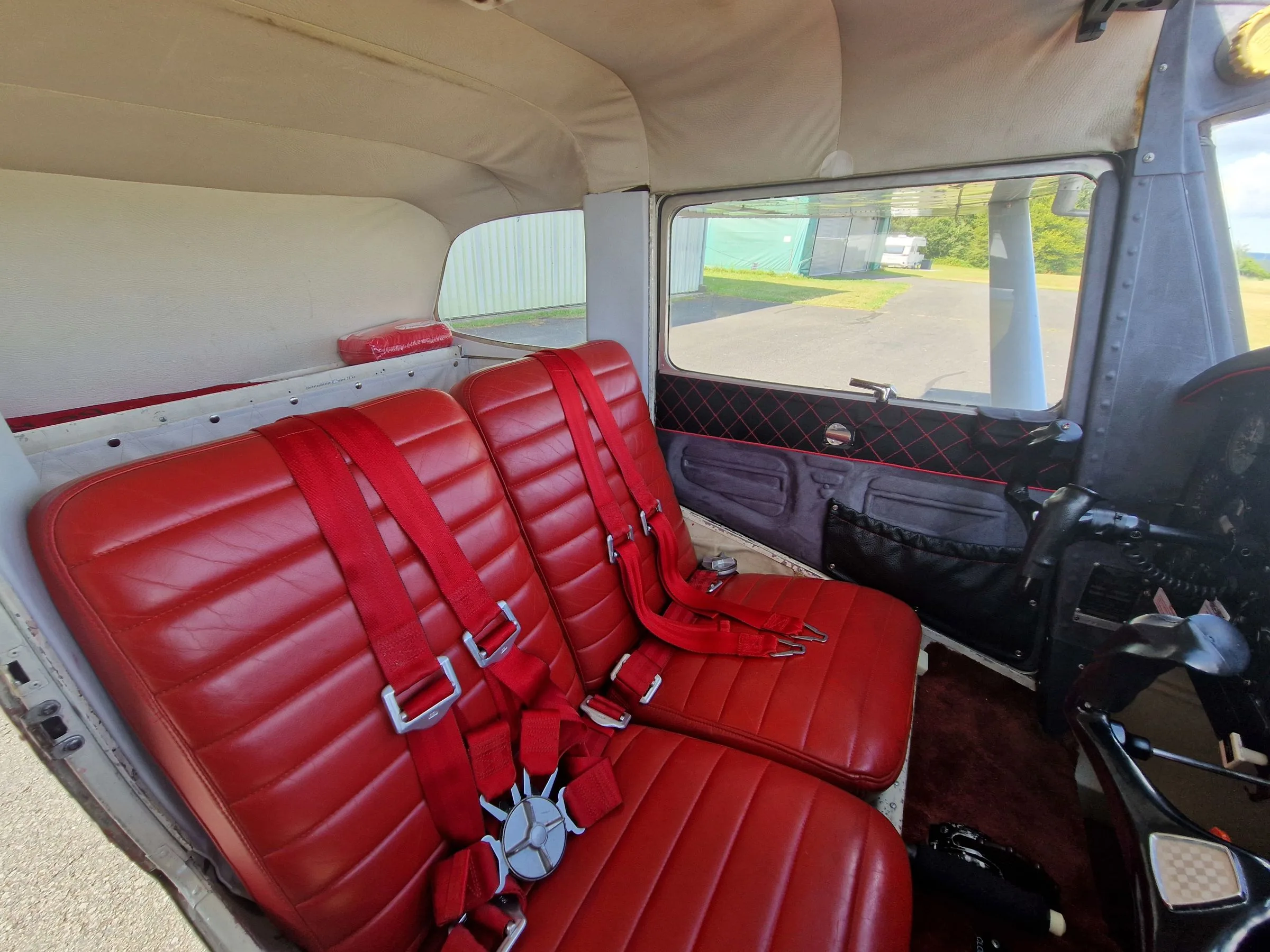 Cabin interior of a 1962 Cessna 150B.