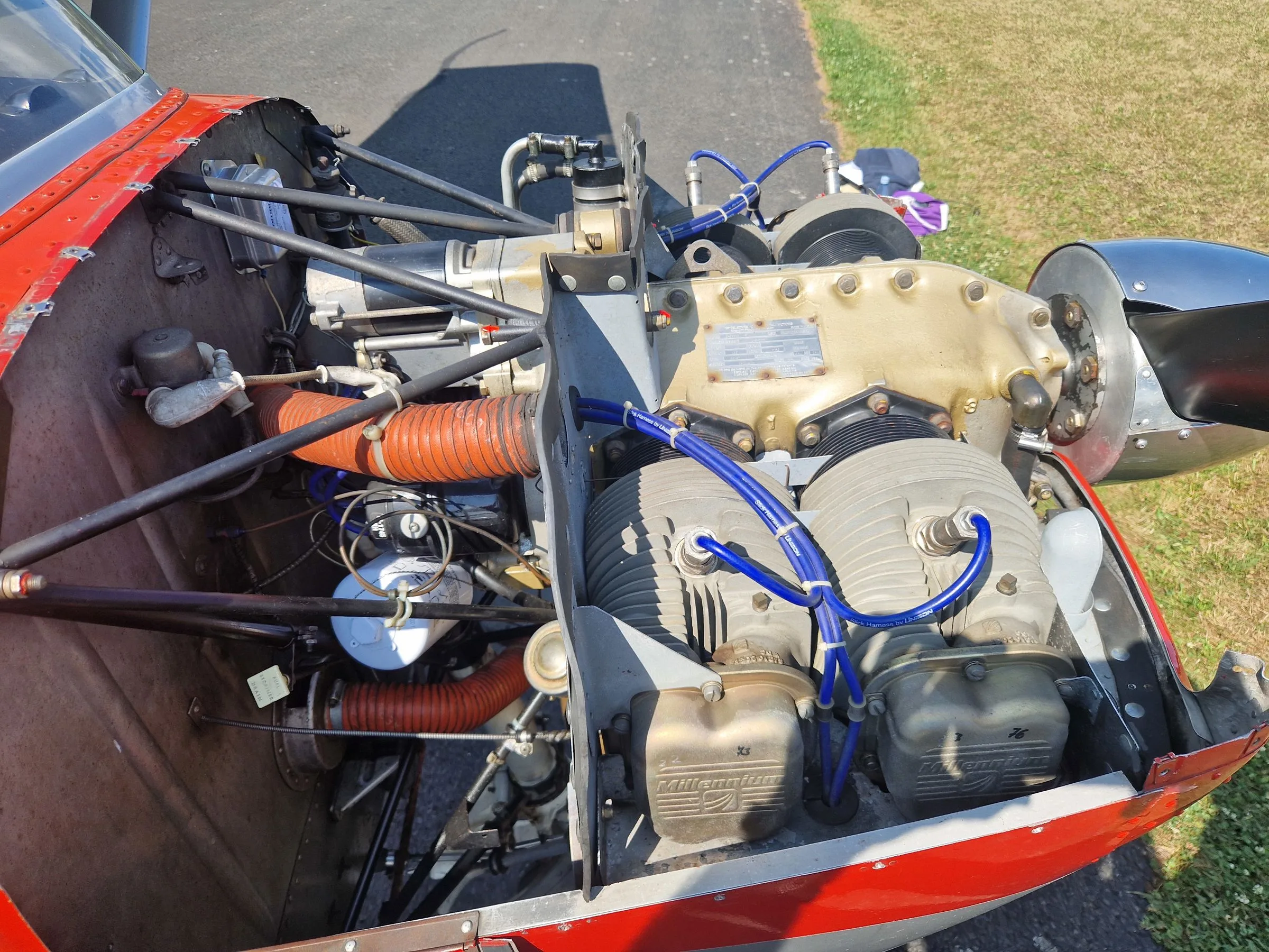 Engine detail of a 1962 Cessna 150B.