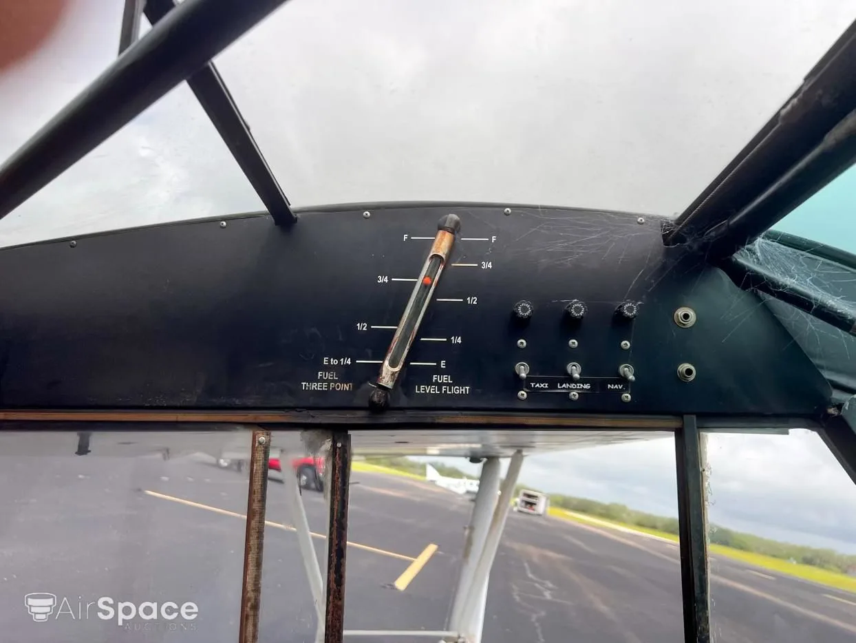 Cockpit and instrument panel of a 1963 Piper PA-18 Super Cub.