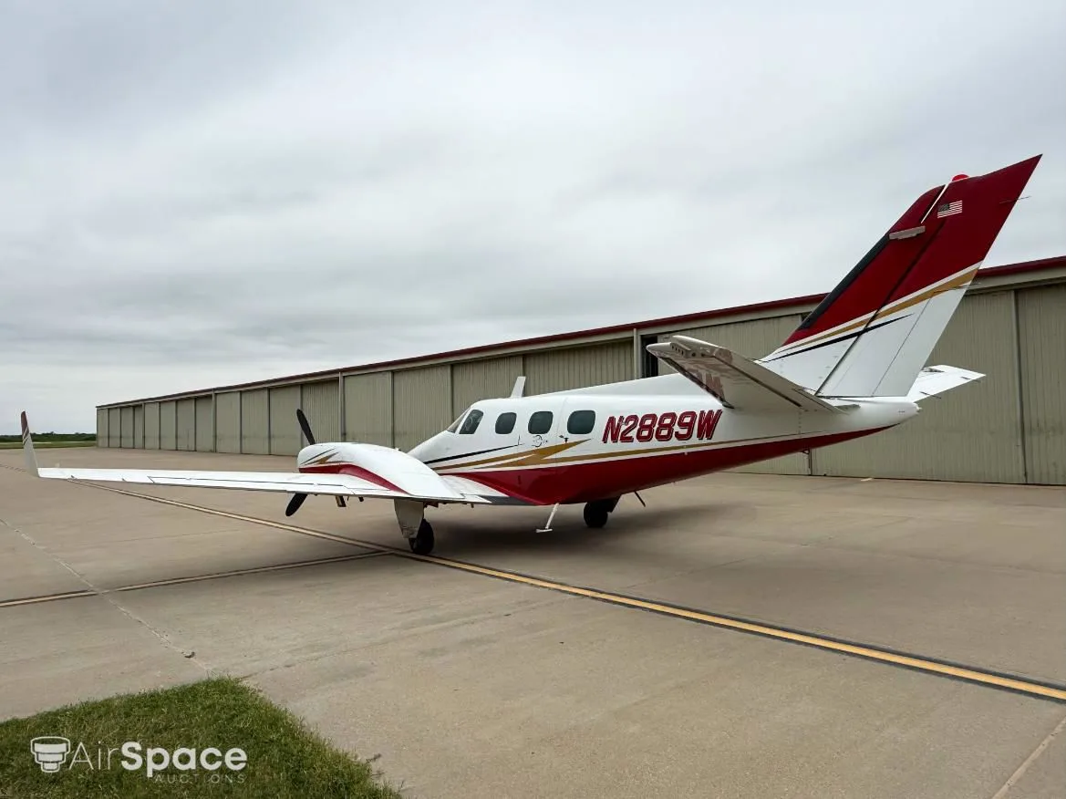 Exterior view of a 1973 Beech 60 Duke.