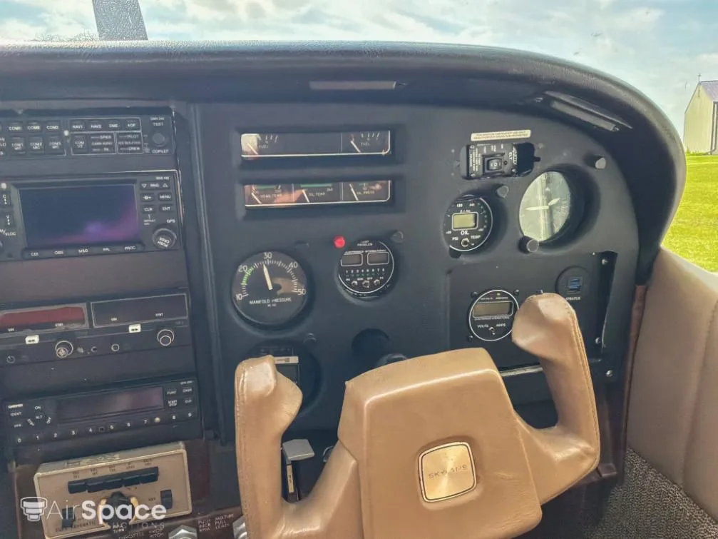 1975 Cessna 182P Skylane