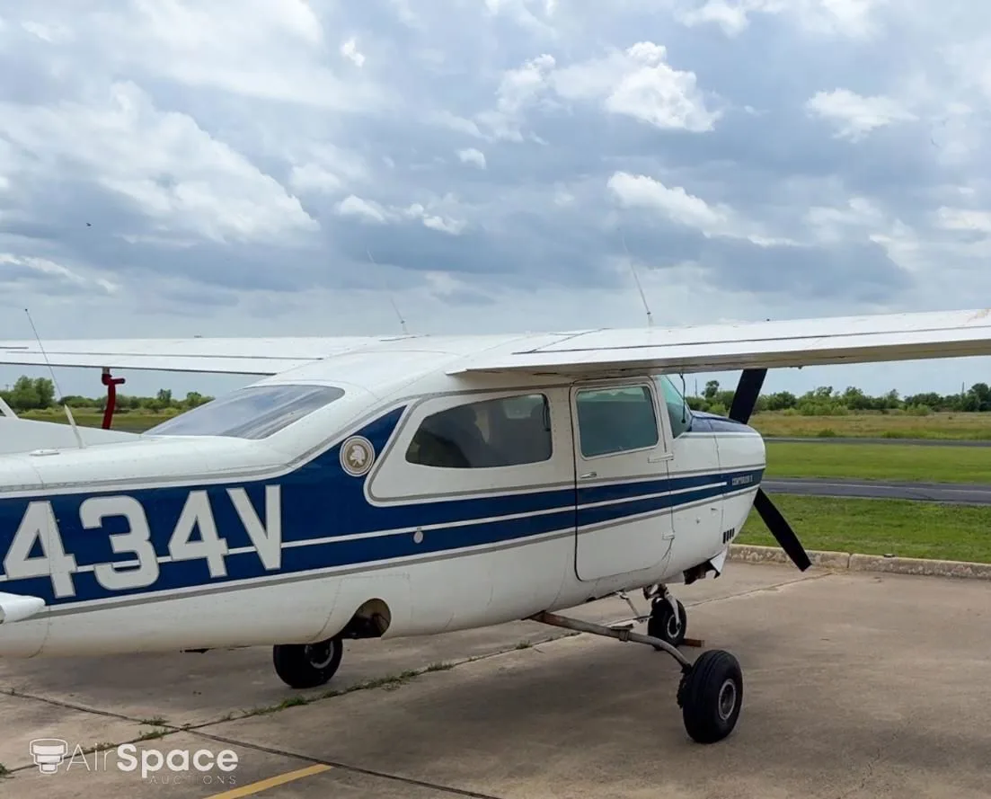 Exterior view of a 1975 Cessna 210L Turbo Centurion.
