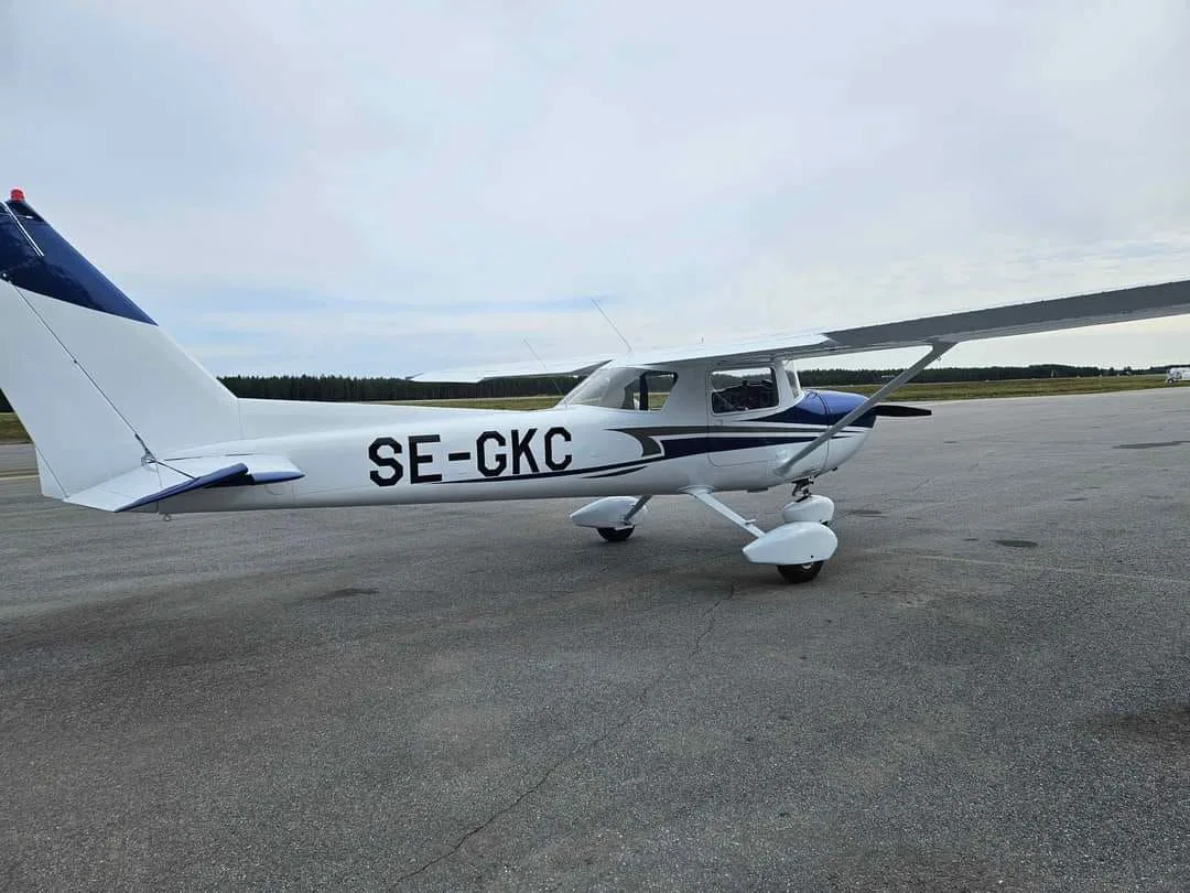 Exterior view of a 1979 Cessna F150M.