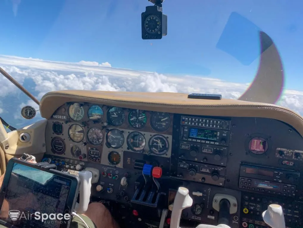 Cockpit and instrument panel of a 1976 Beech B24R Sierra 200.