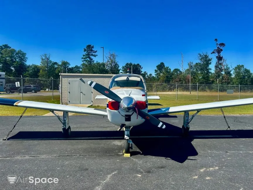 Exterior view of a 1976 Beech B24R Sierra 200.