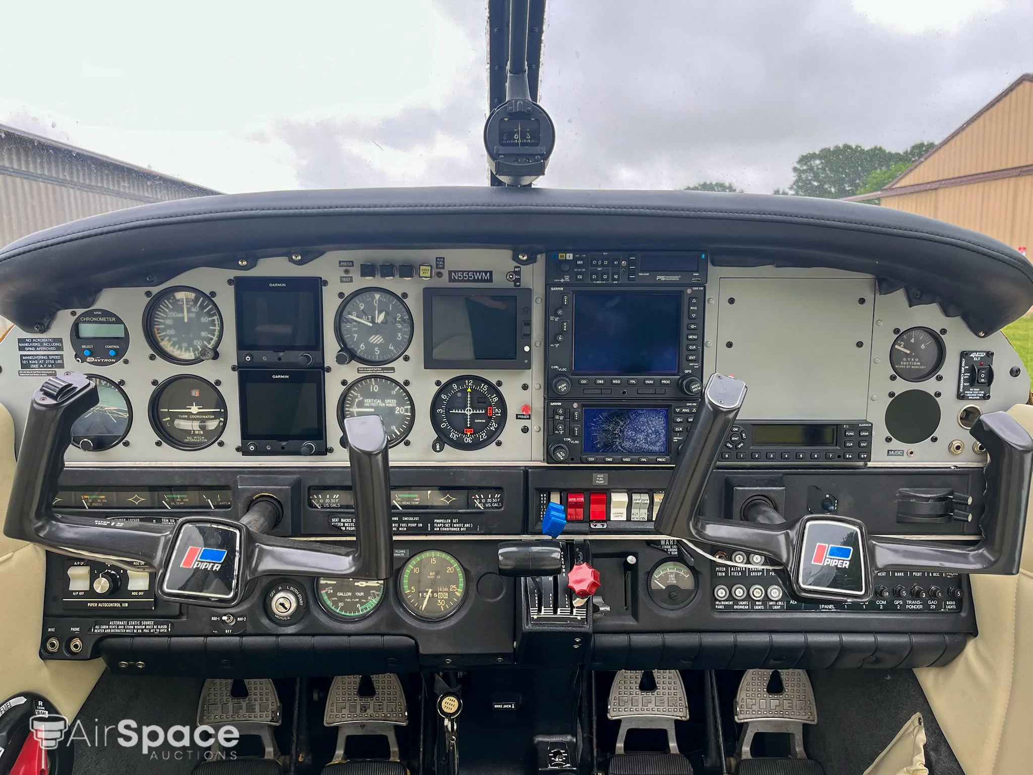 Cockpit and instrument panel of a 1979 Piper PA-28-201T Turbo Dakota.