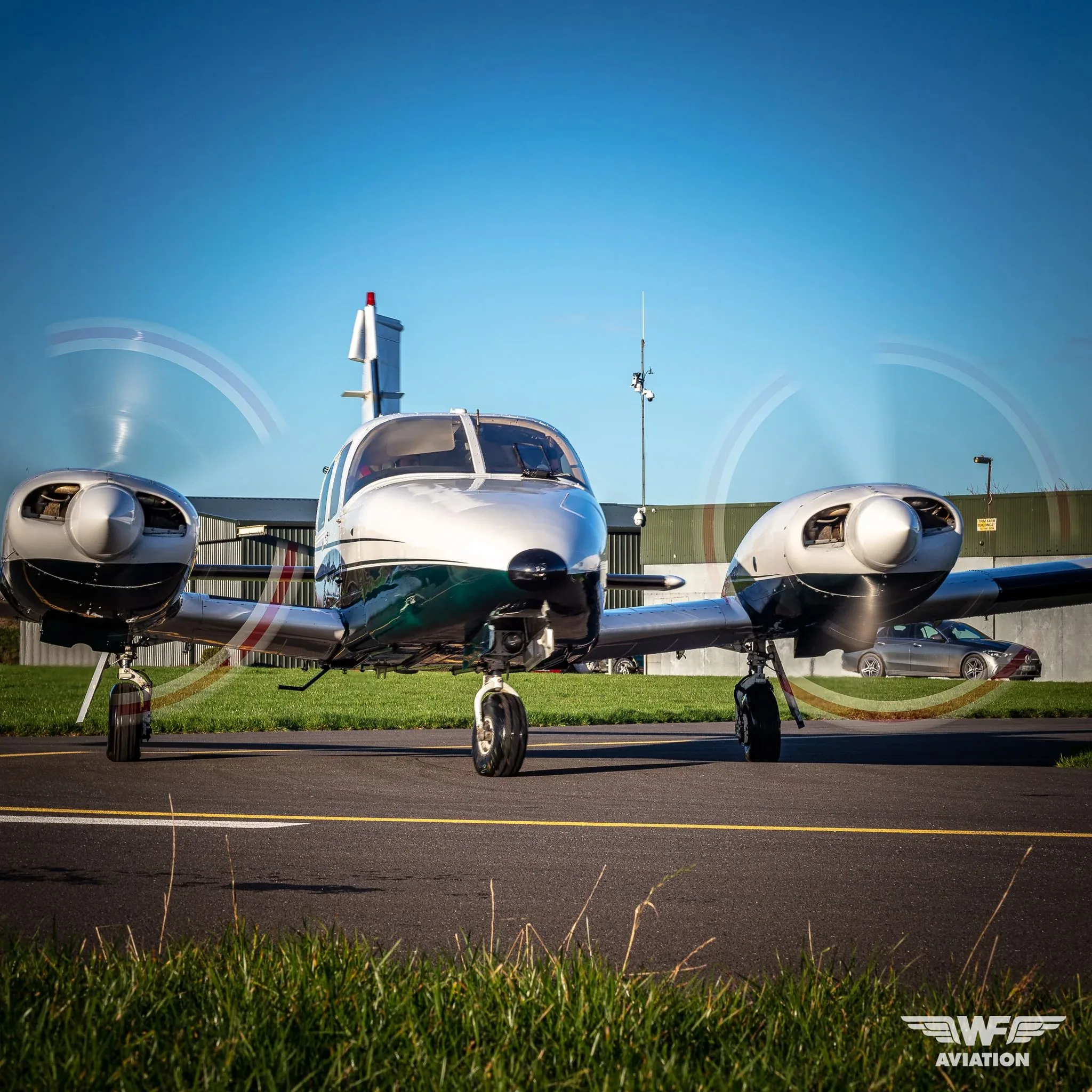 Exterior view of a 1980 Piper PA-34-200T Seneca II.