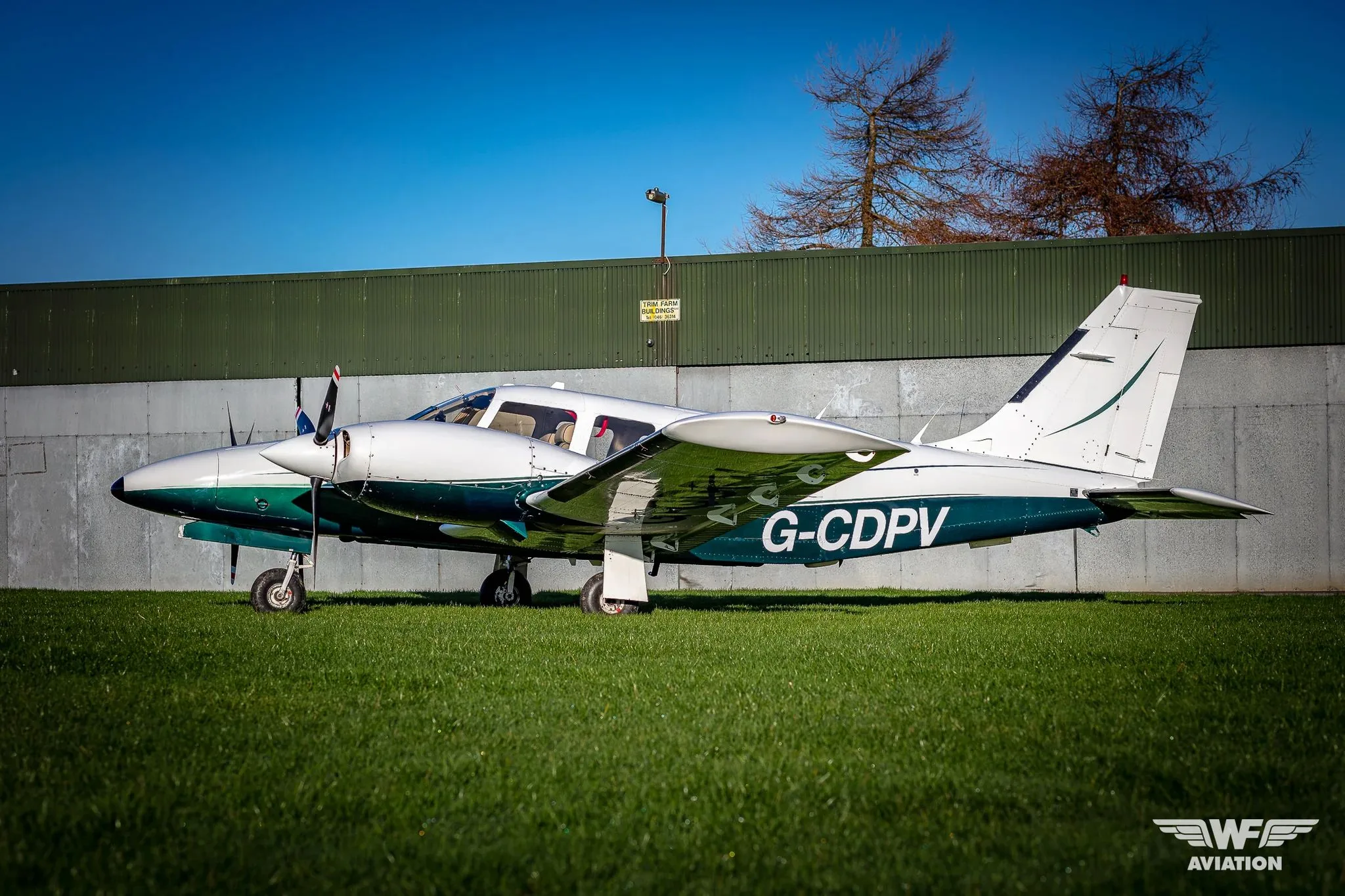 Exterior view of a 1980 Piper PA-34-200T Seneca II.