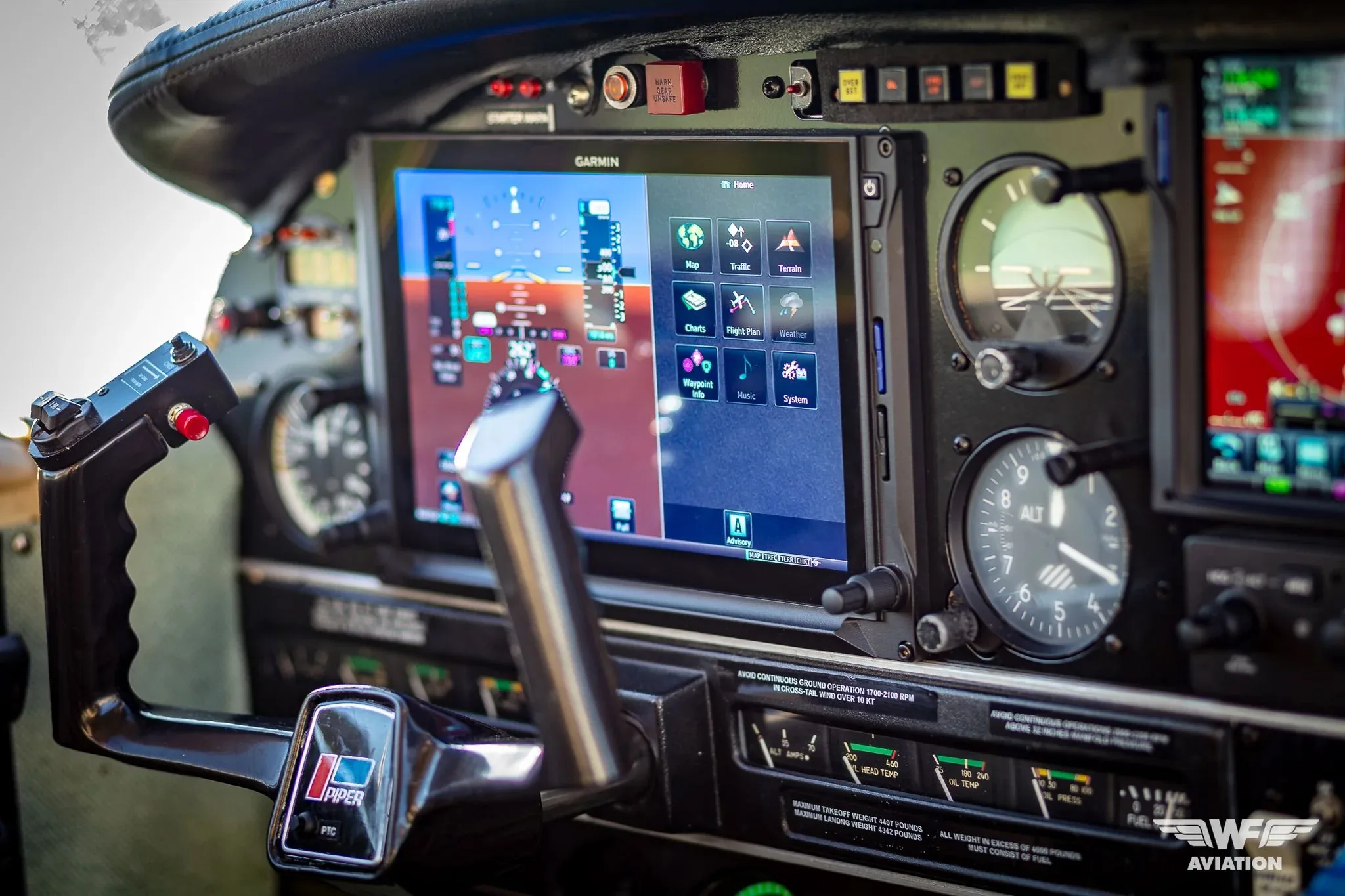 Cockpit and instrument panel of a 1980 Piper PA-34-200T Seneca II.