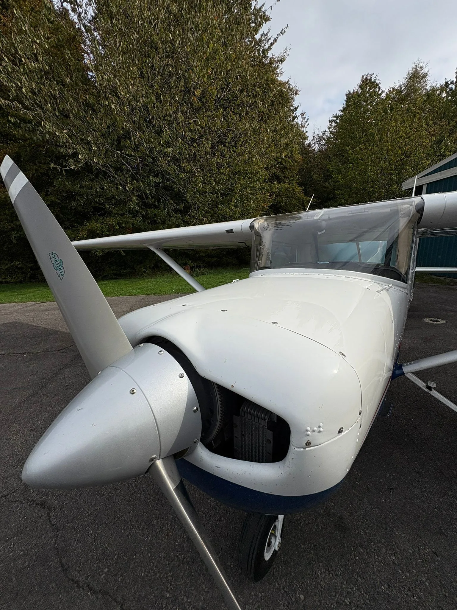 Marketing image of a 1982 Cessna 152.