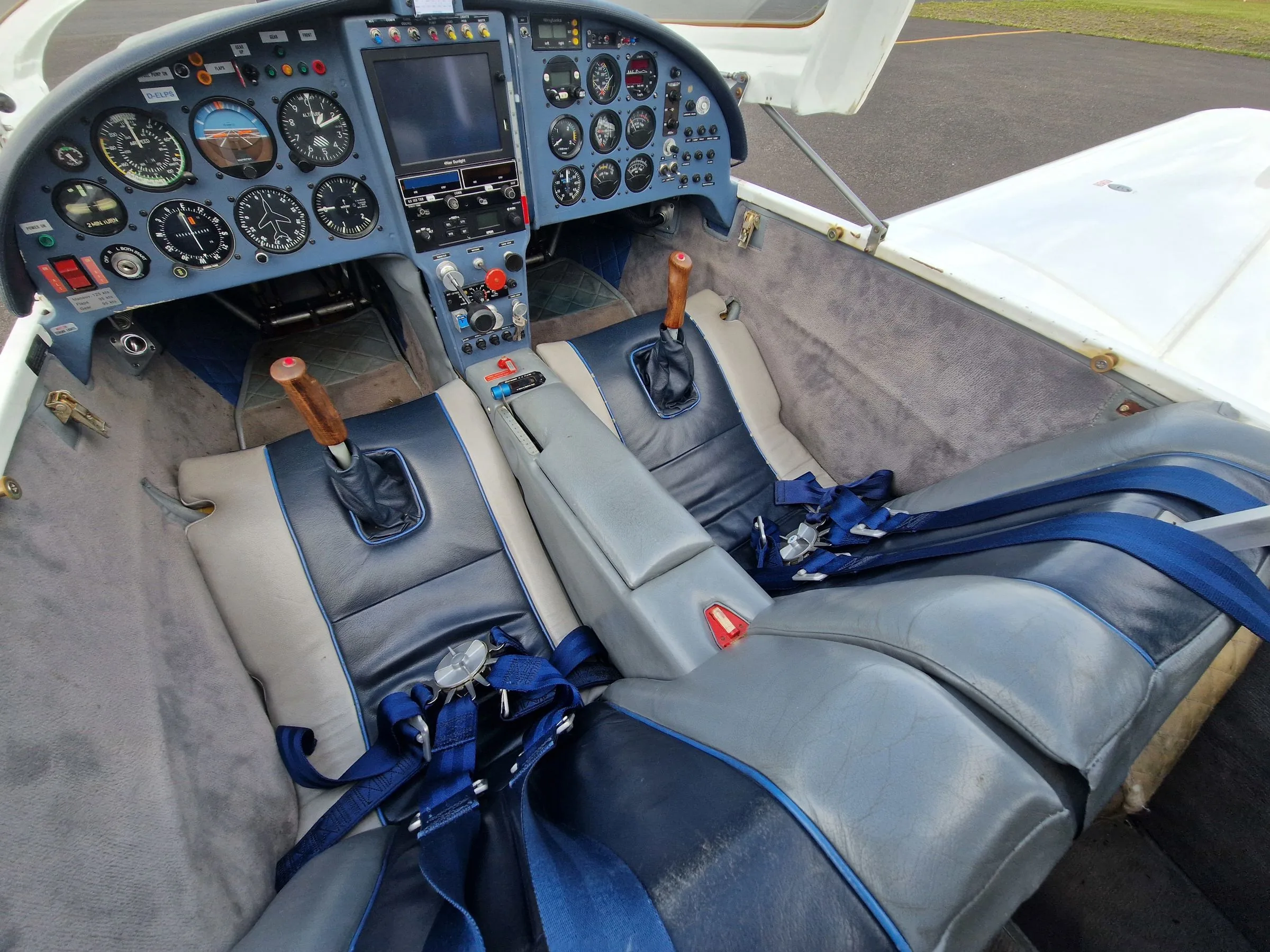 Cockpit and instrument panel of a 1990 Lancair 235.