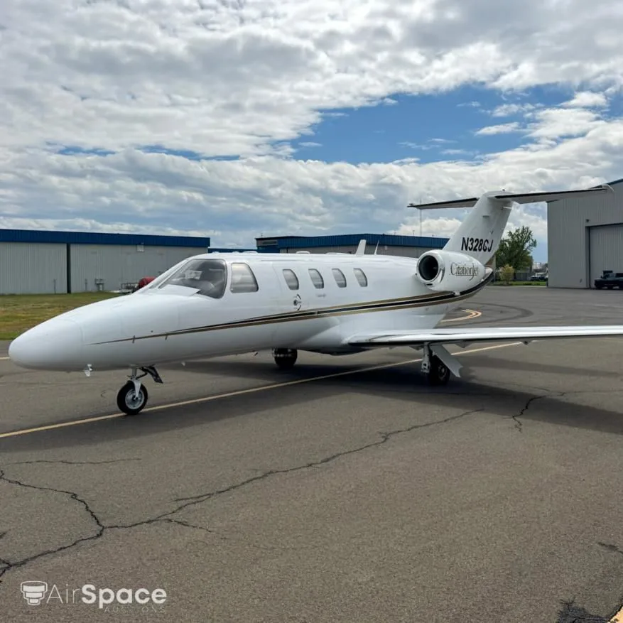 Exterior view of a 1999 Cessna 525 CitationJet.