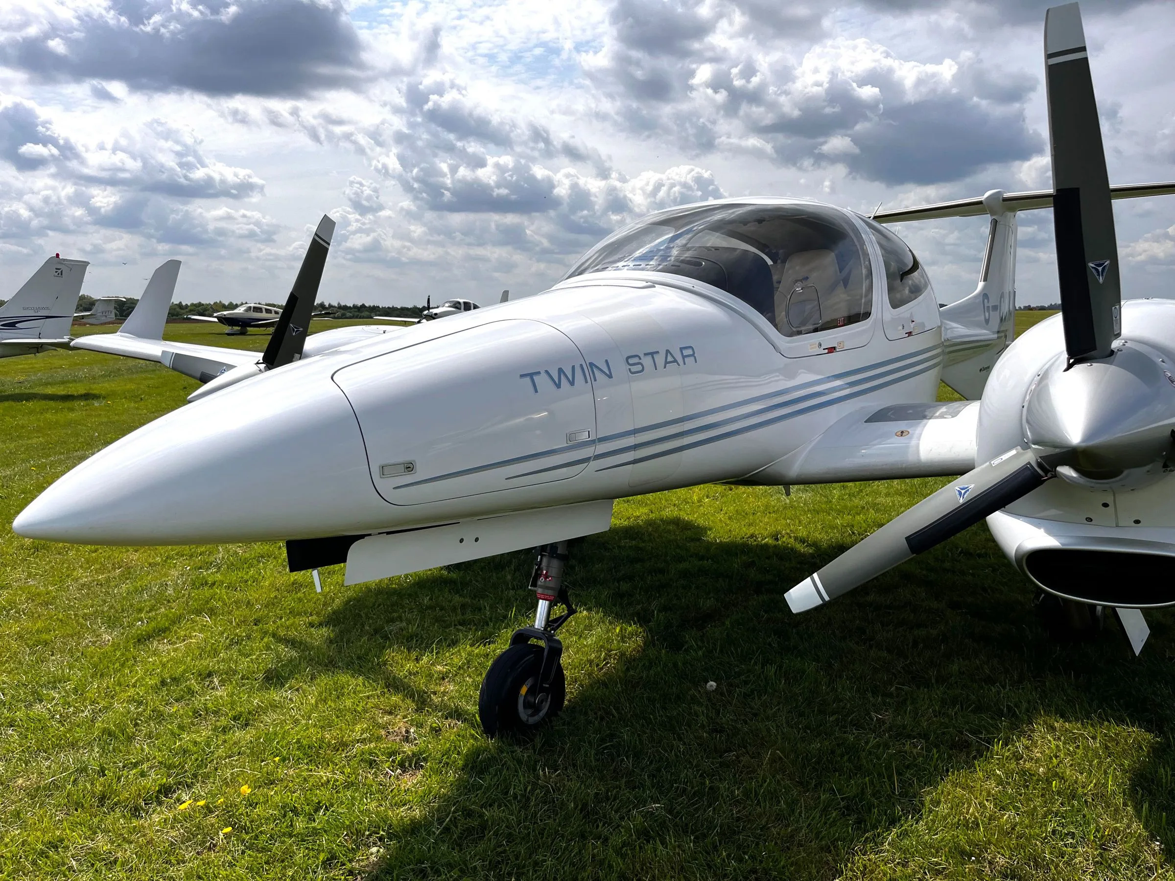 Exterior view of a 2006 Diamond DA42 Twin Star.
