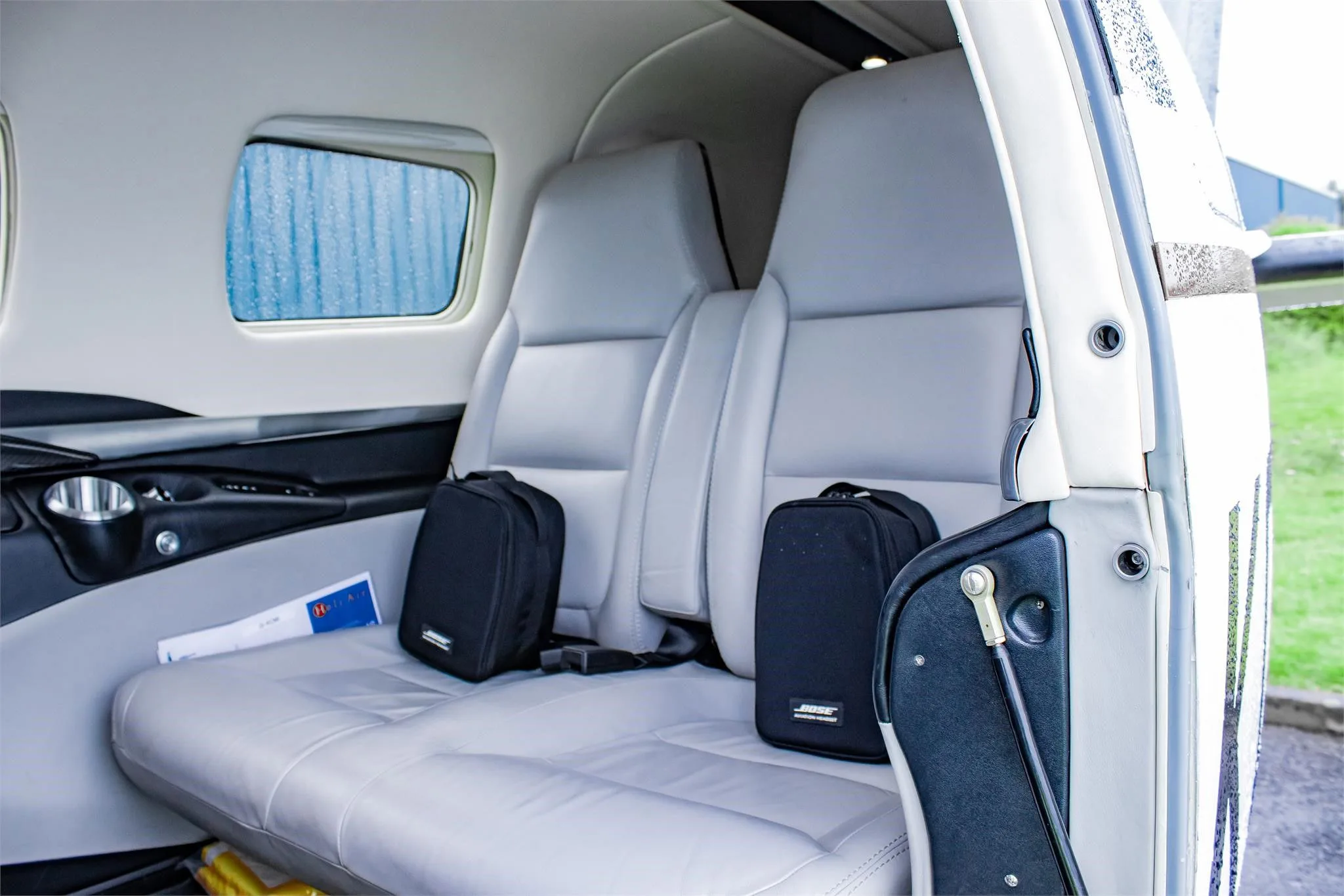 Cabin interior of a 2018 Piper PA-46 M600.