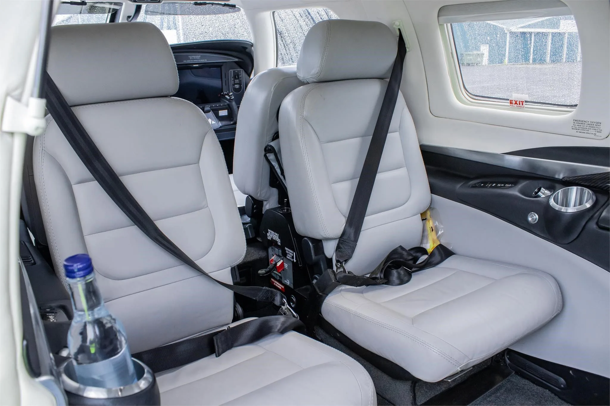 Cabin interior of a 2018 Piper PA-46 M600.