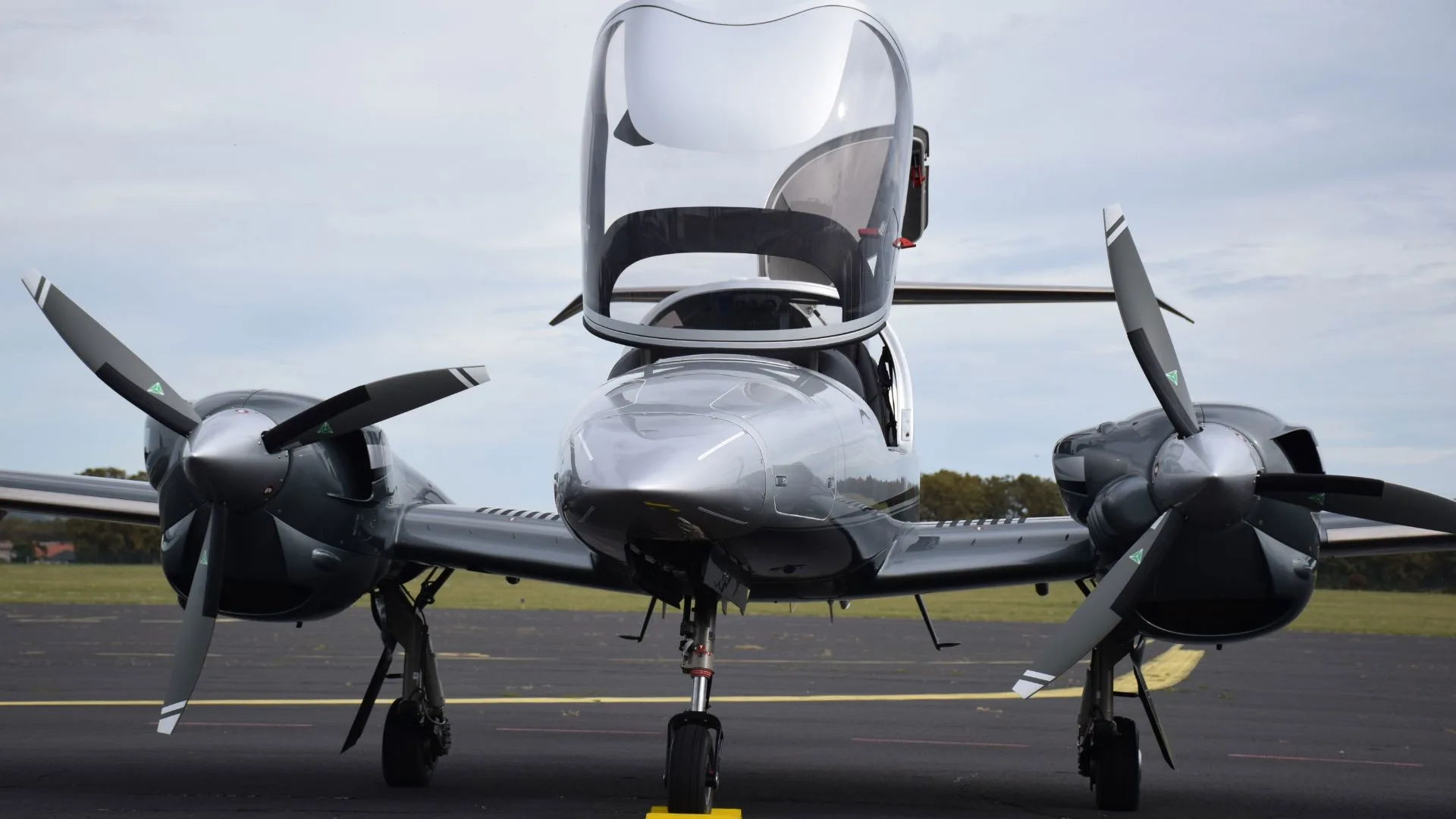 Exterior view of a 2026 Diamond DA42-VI.