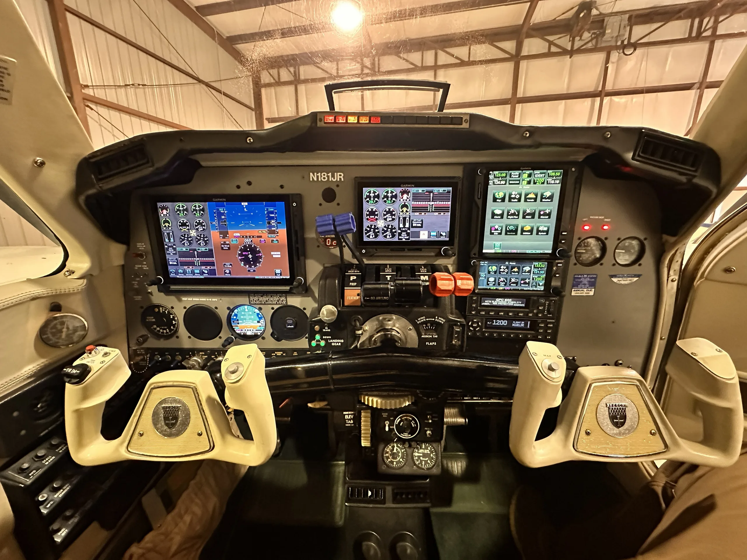 Avionics suite of a 1982 Beech 58p.
