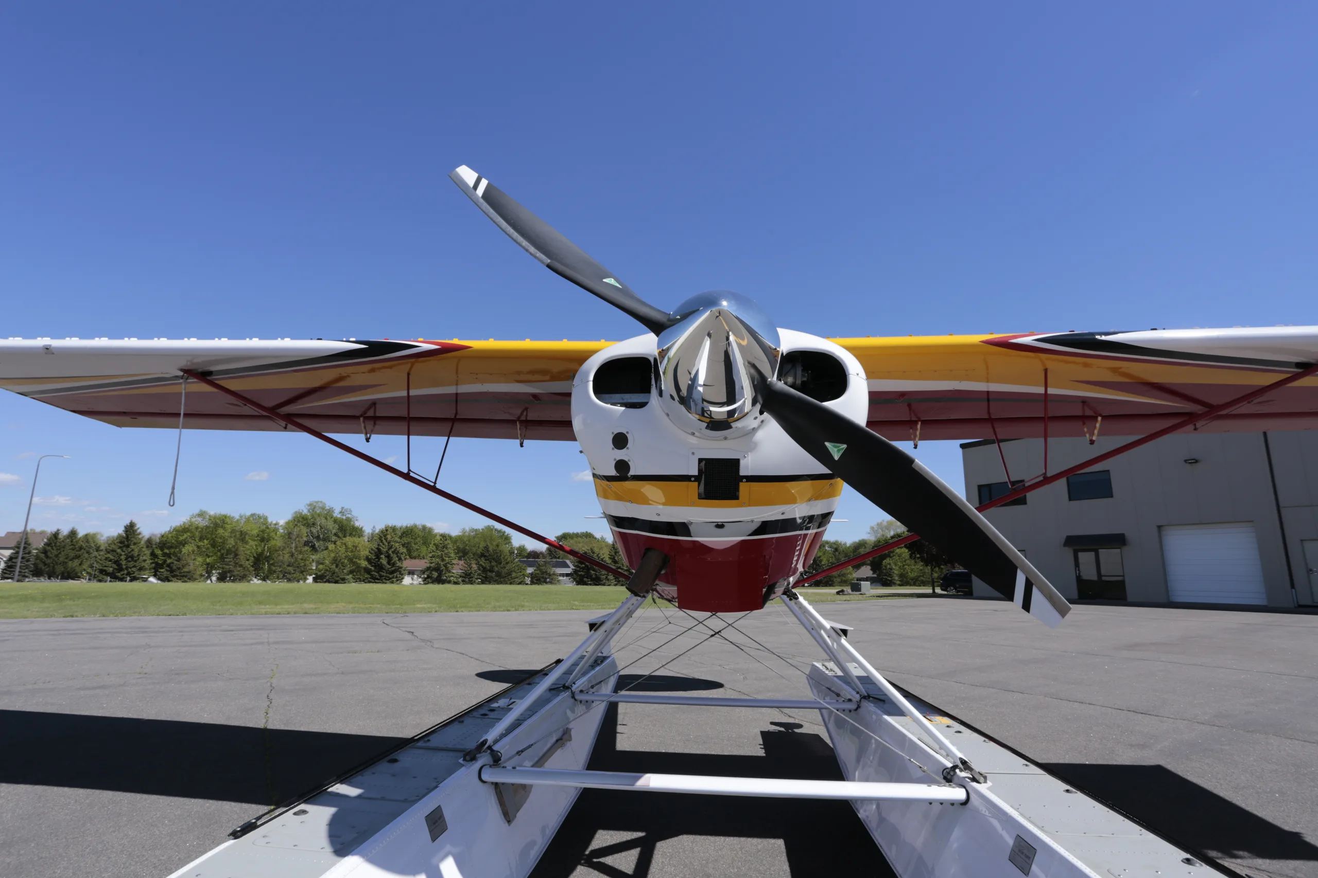 Exterior view of a 2013 Aviat husky a 1c 200 2.