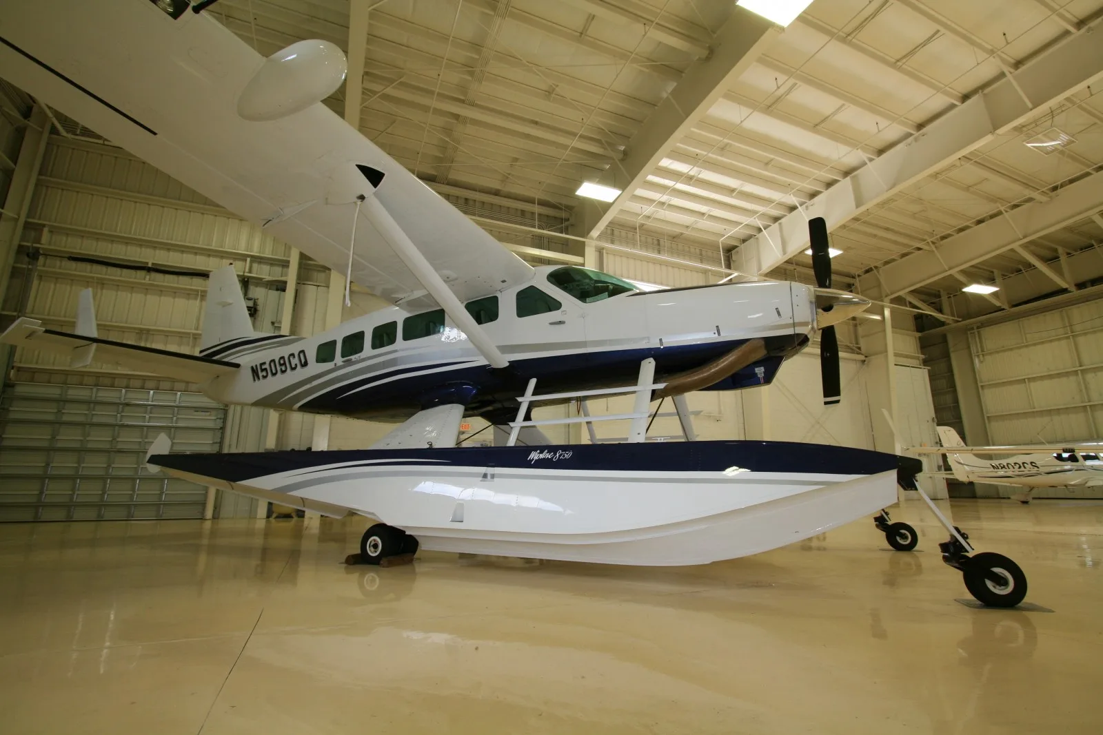 Exterior view of a 2018 Cessna caravan amphibious.