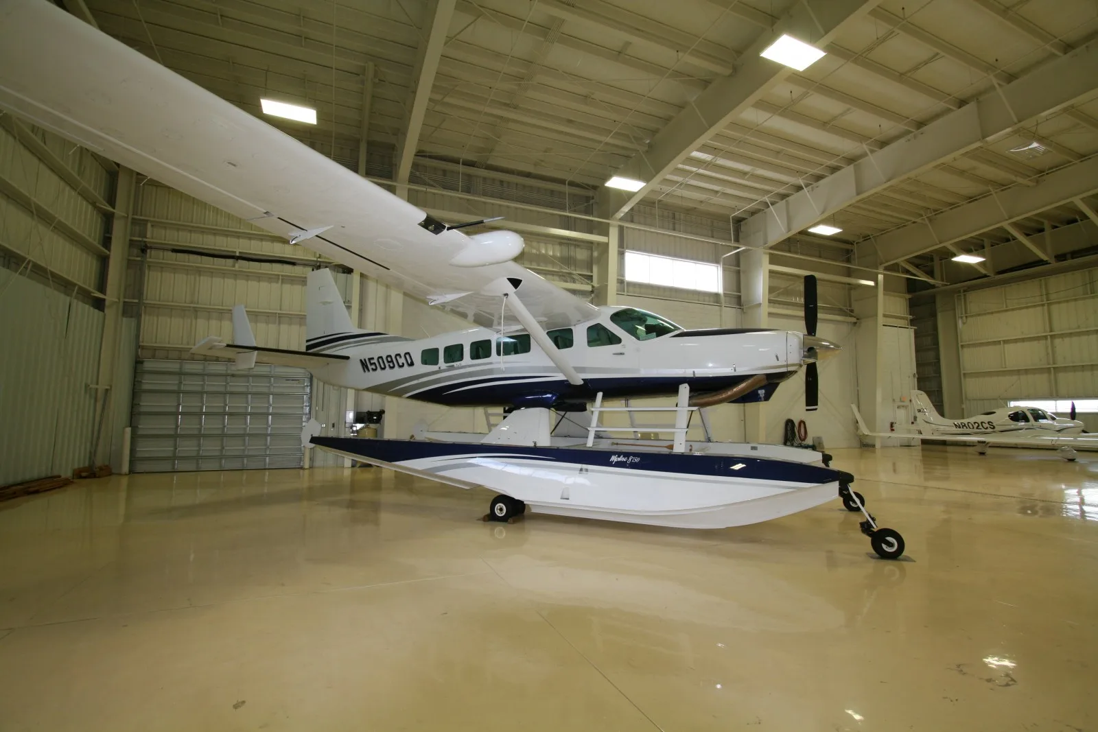 Exterior view of a 2018 Cessna caravan amphibious.