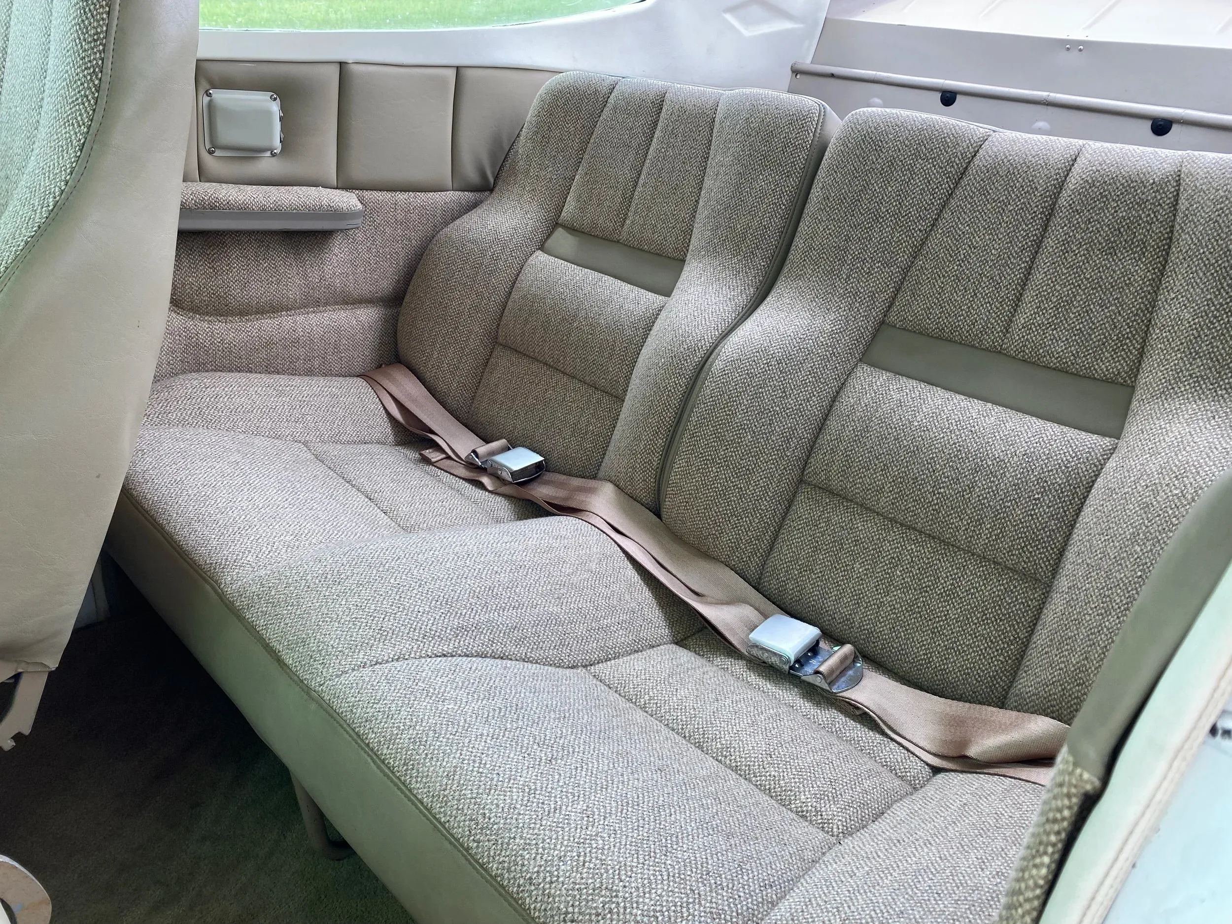Cabin interior of a 1967 Zane Co Aero 182k skylane.