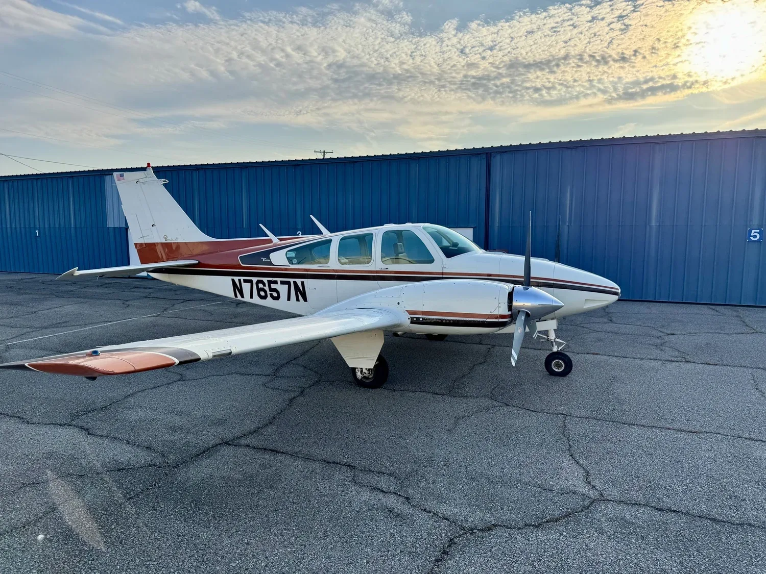 Exterior view of a 1968 Zane Co Aero B55 Baron N7657N — Zane Co Aero, N7657N.