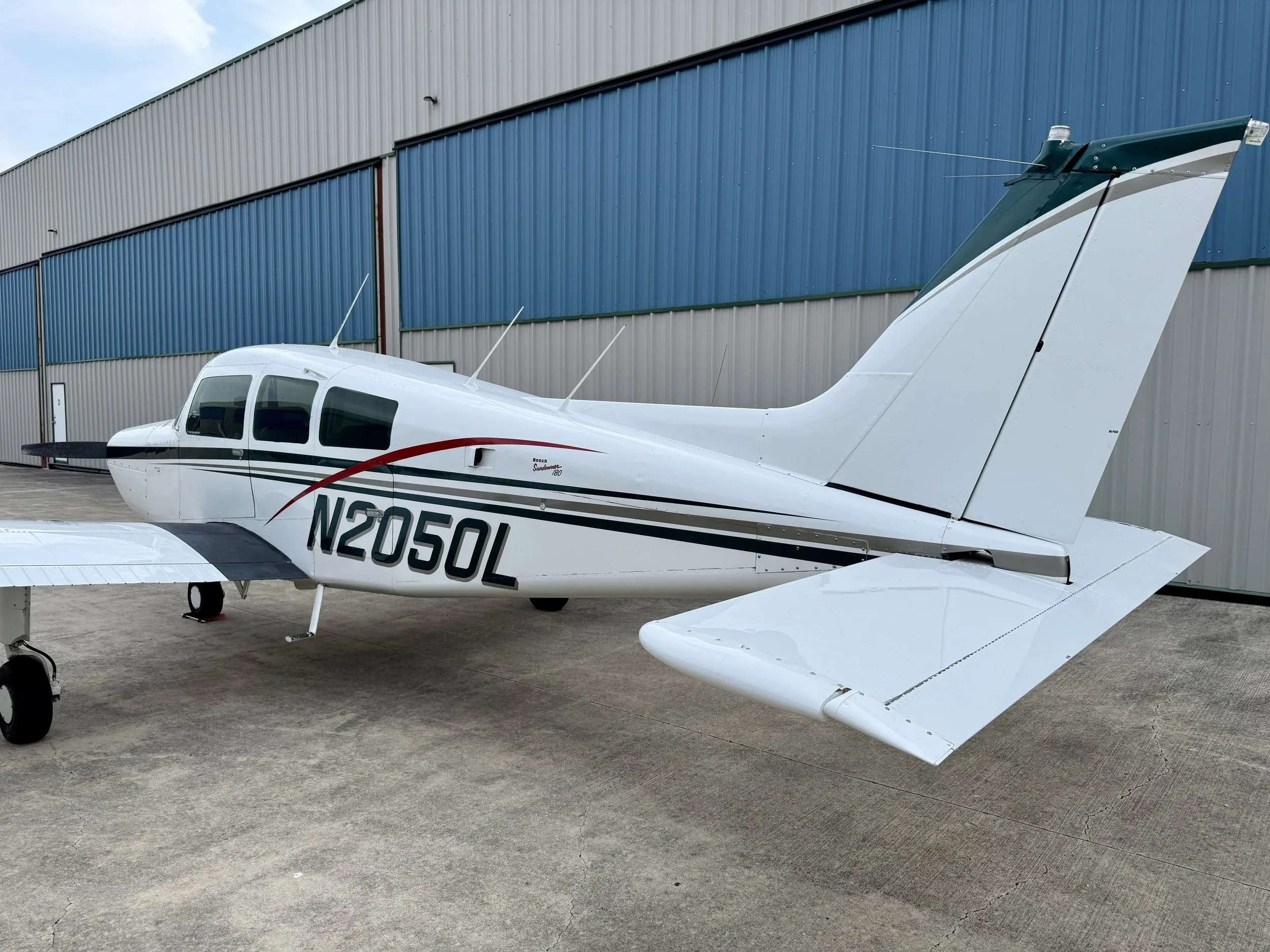 Cabin interior of a 1976 Zane Co Aero C23 SUNDOWNER N2050L — Zane Co Aero.