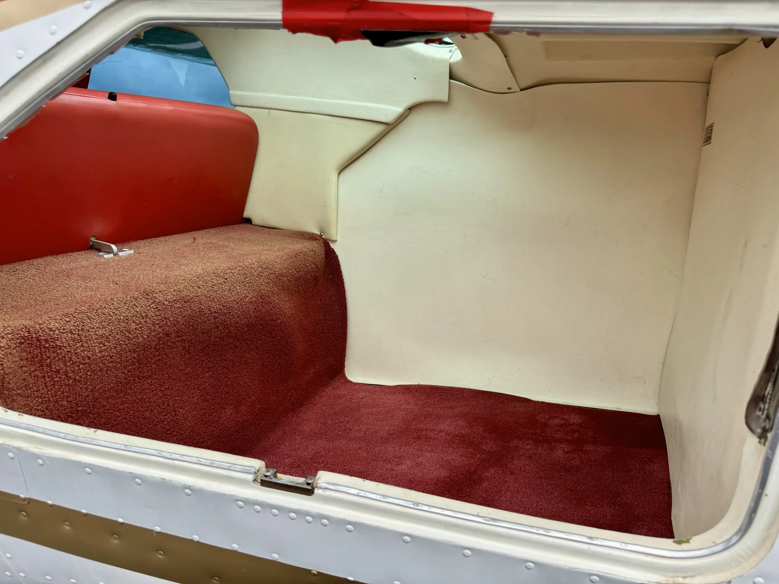 Cabin interior of a 1977 Zane Co Aero 210M CENTURION TURBO.