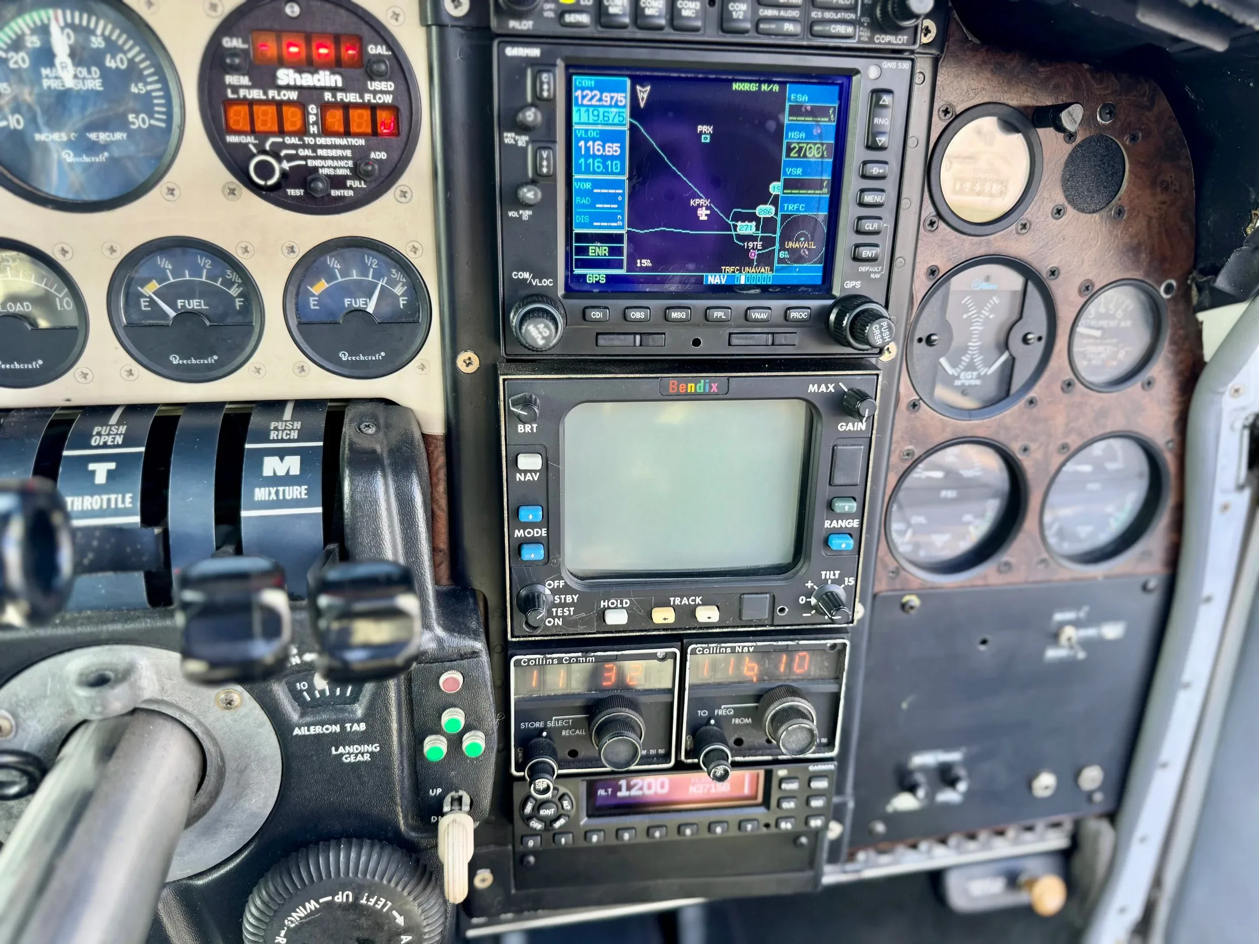 Avionics suite of a 1980 Zane Co Aero B58 Baron N3715B — Zane Co Aero.