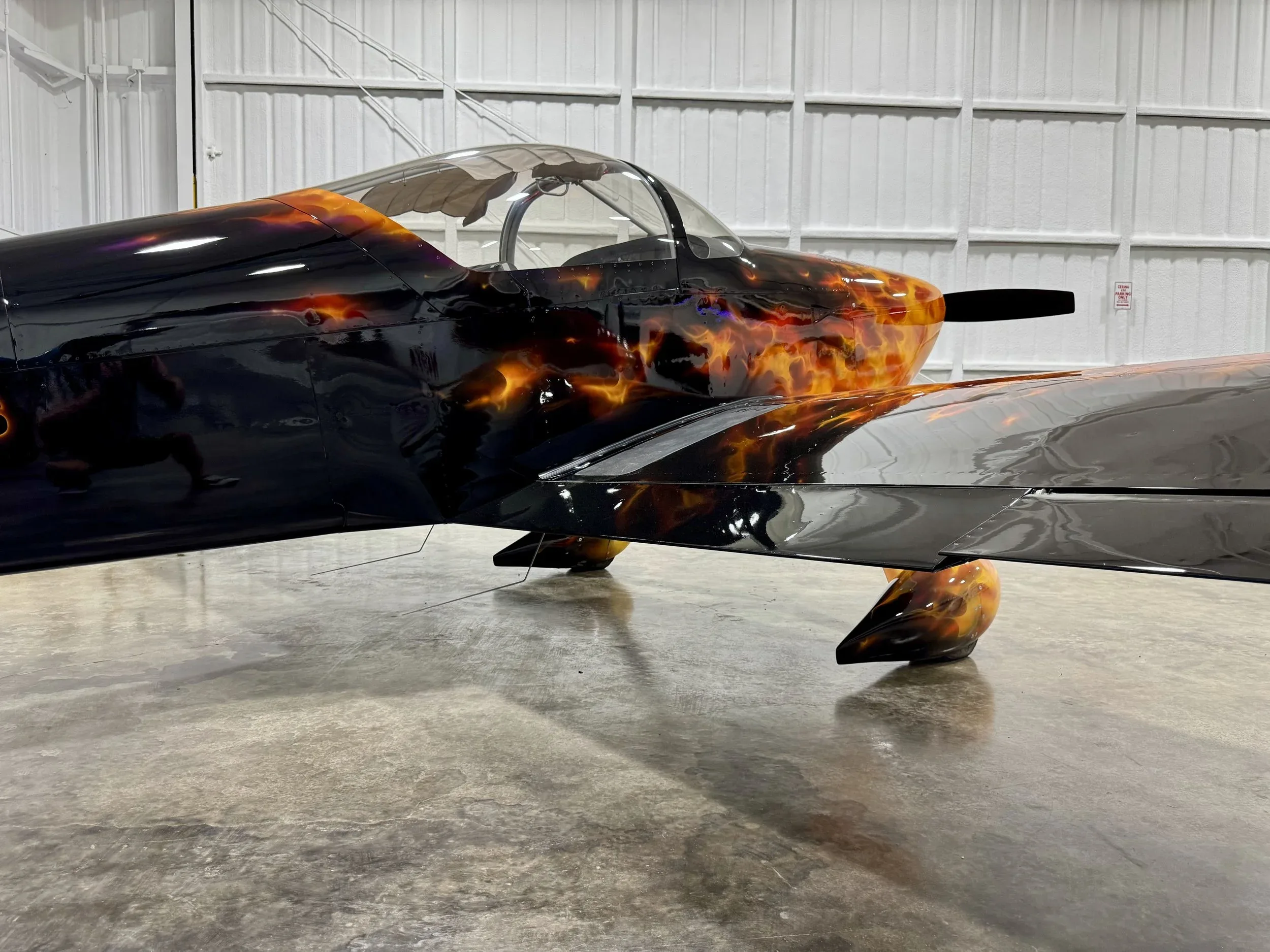 Exterior view of a 2005 Zane Co Aero rv 6 n968js, N968JS.