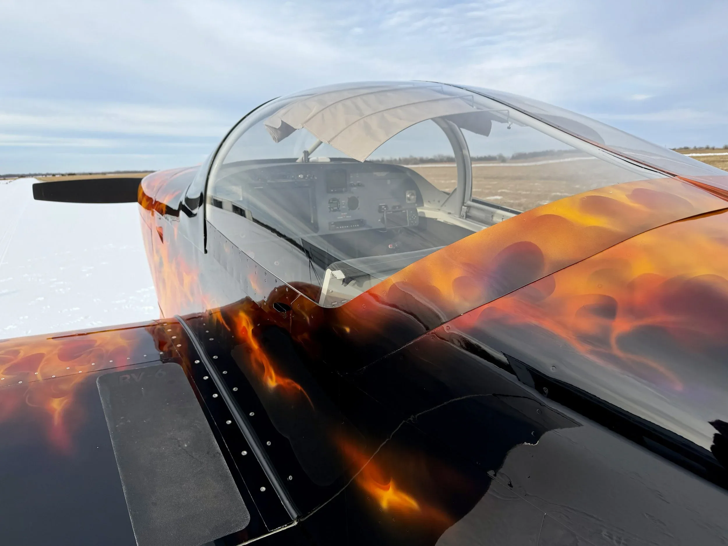 Marketing image of a 2005 Zane Co Aero rv 6 n968js.